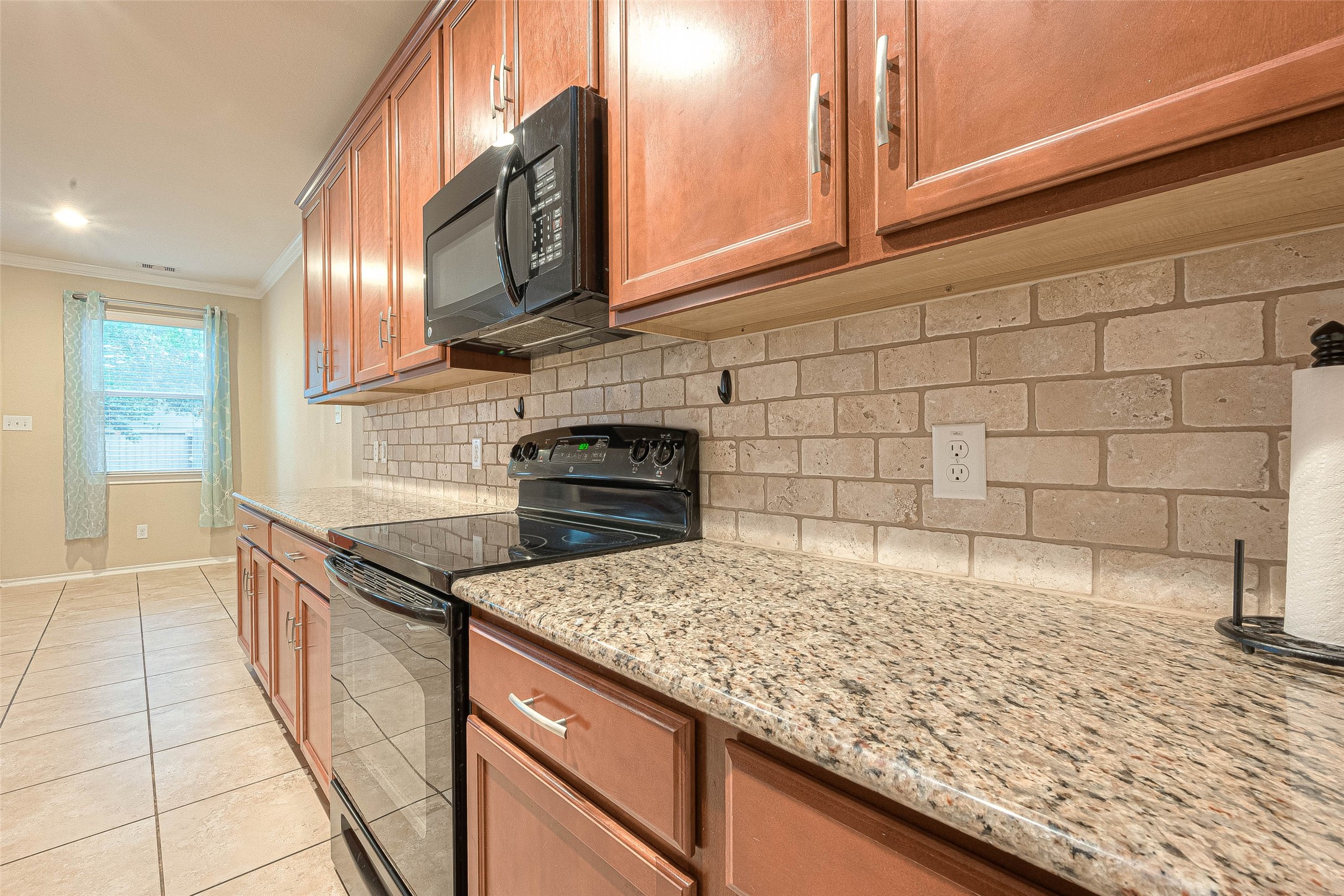24630 Folkstone Circle Property Photo 14