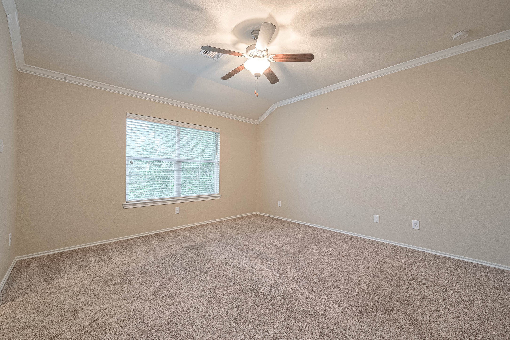 24630 Folkstone Circle Property Photo 20