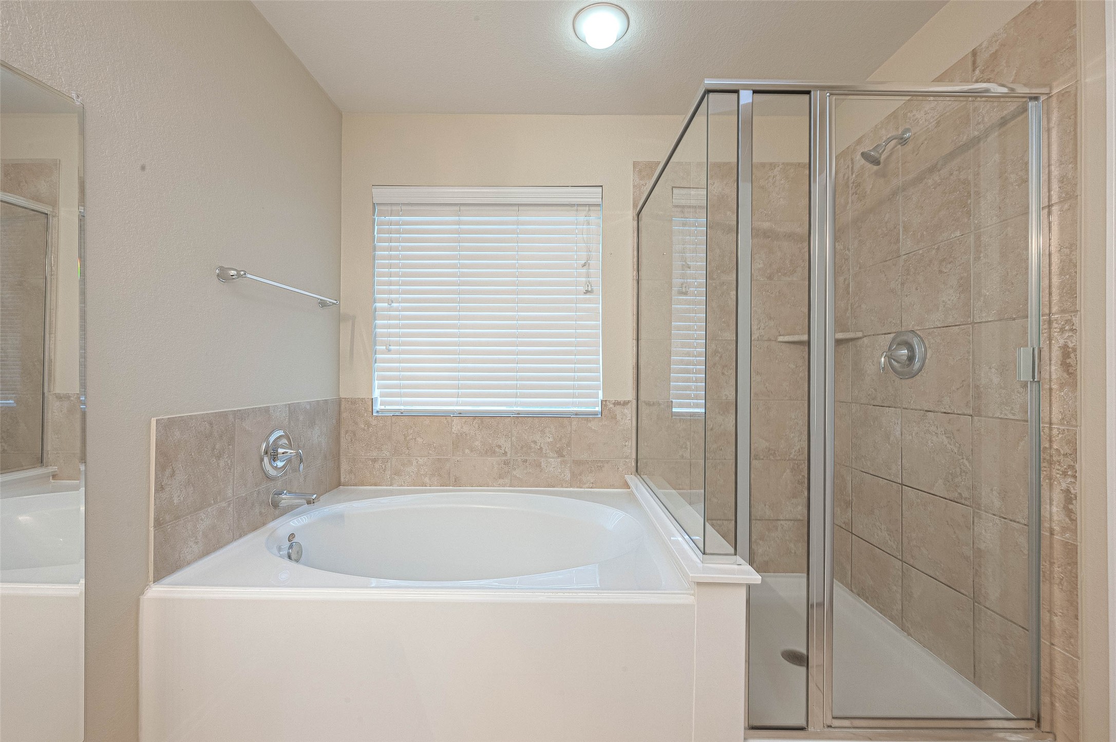 24630 Folkstone Circle Property Photo 23