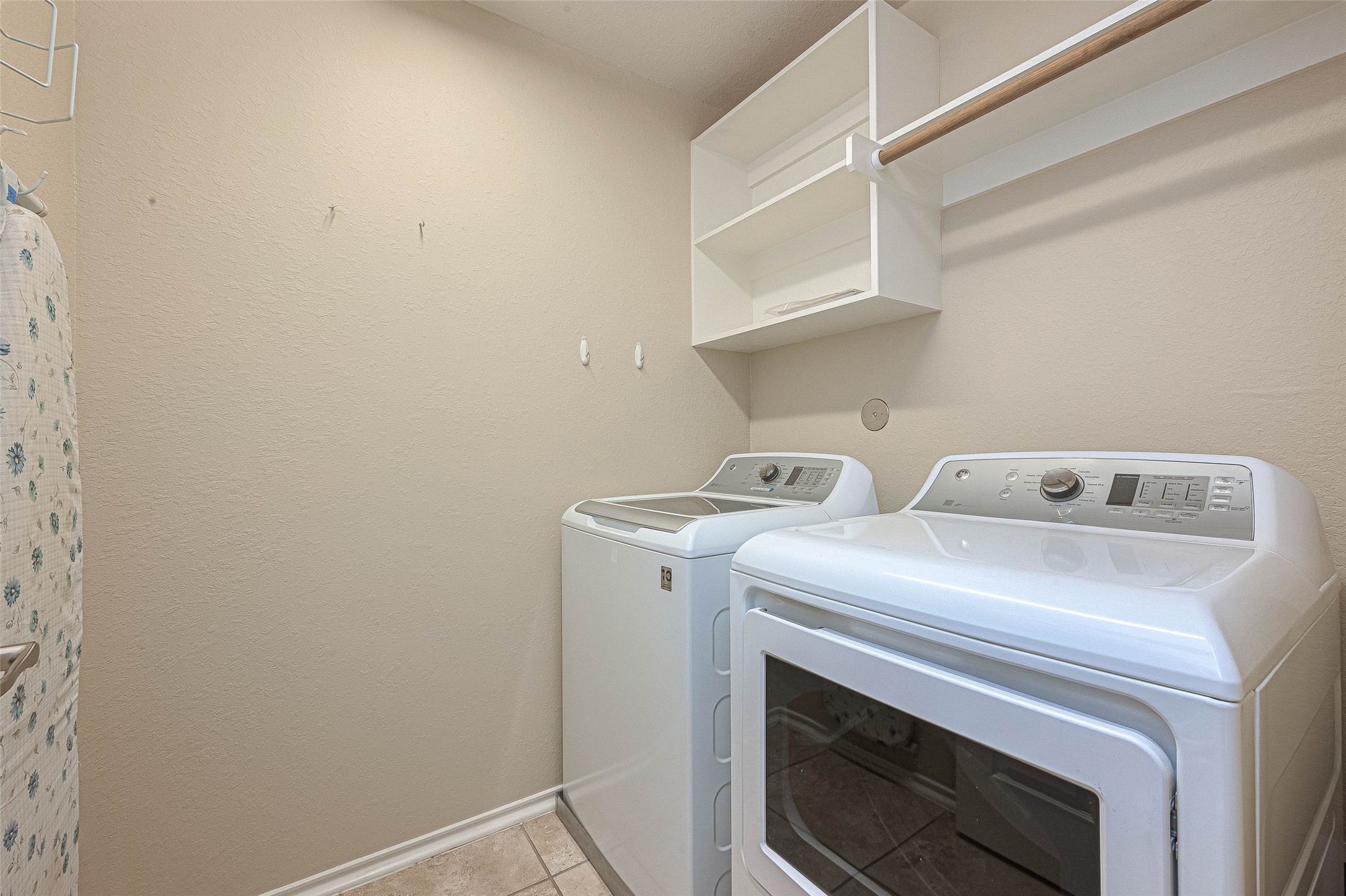 24630 Folkstone Circle Property Photo 26