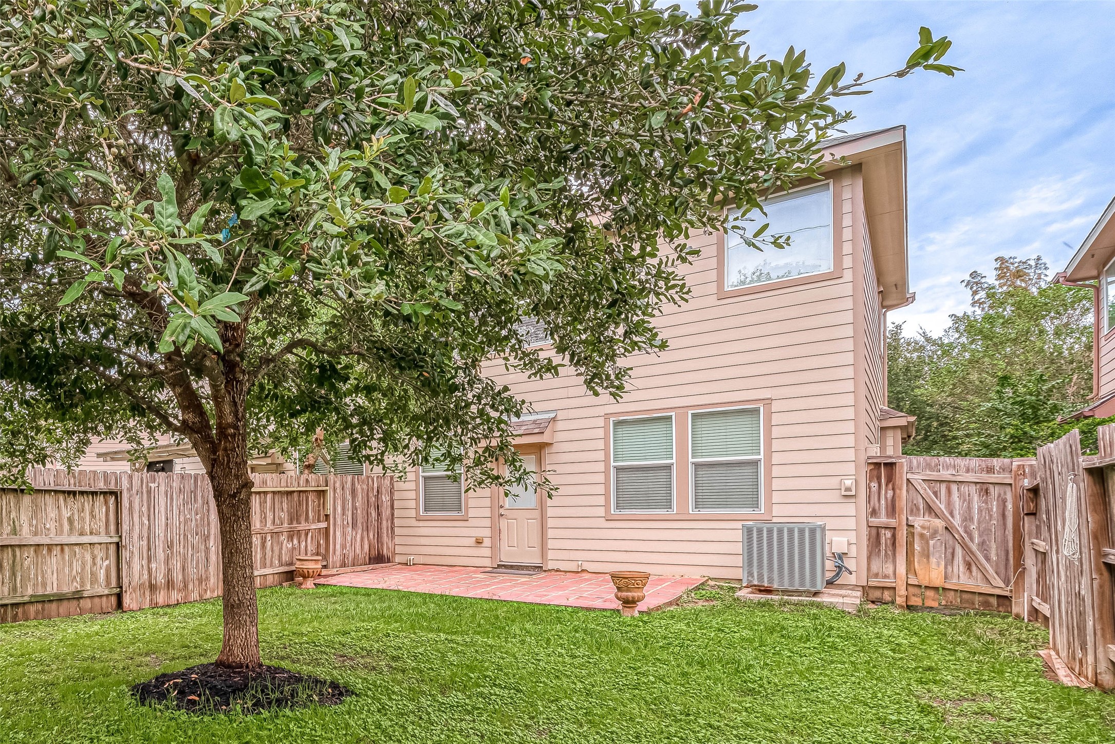 24630 Folkstone Circle Property Photo 32