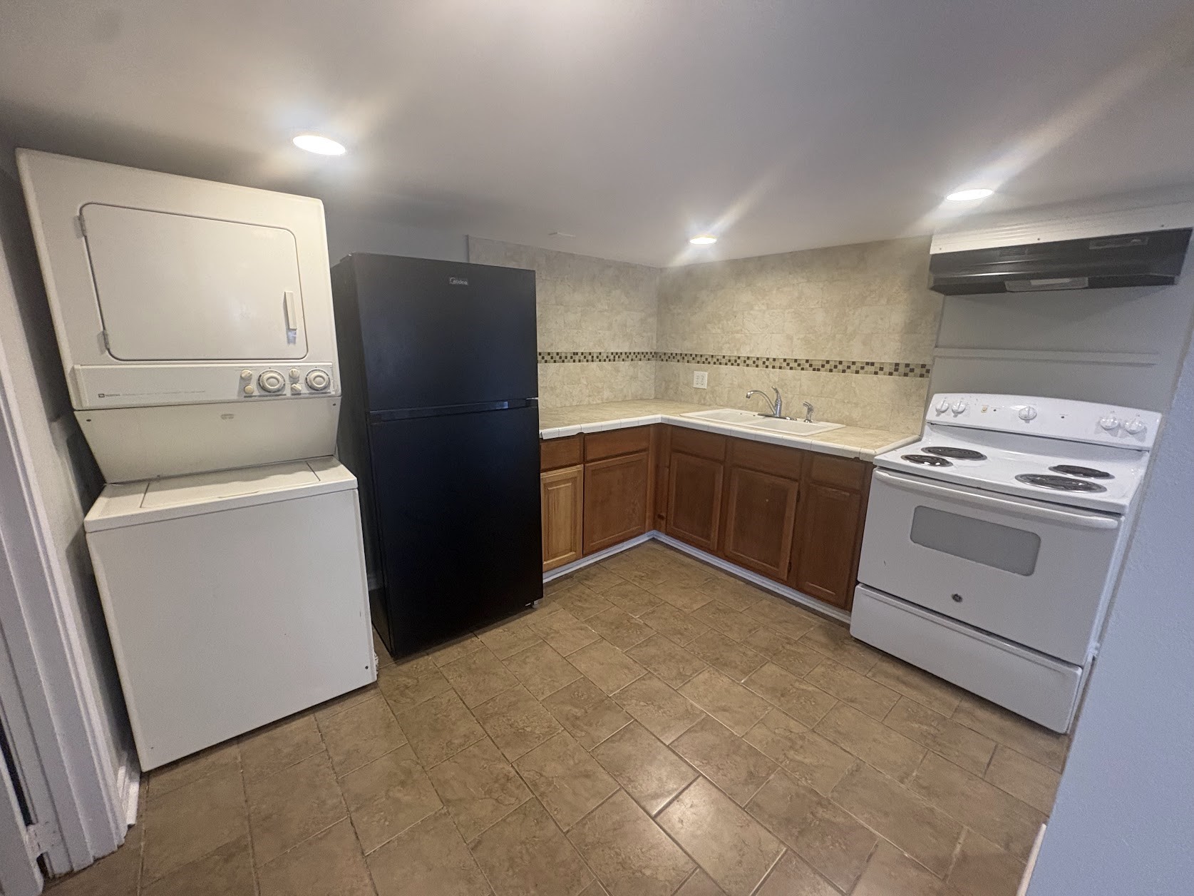 2205 33rd Street Rear Property Photo 6