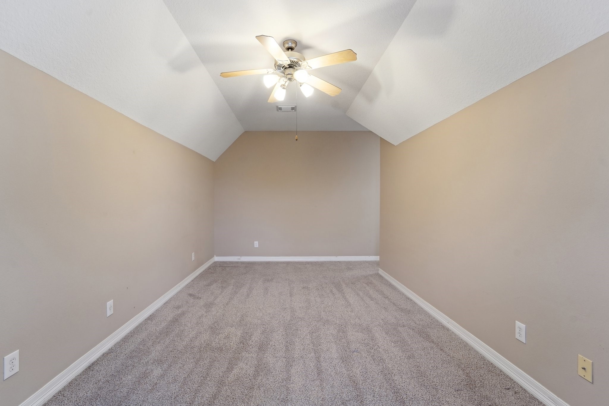 22006 Rustic Shores Lane Property Photo 31