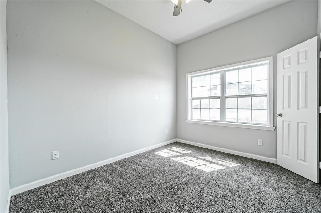 2119 67th St Street Property Photo 15