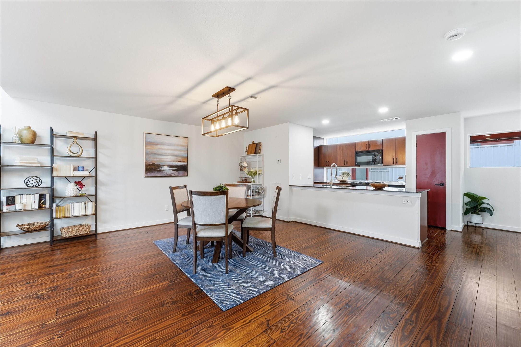 6935 Ardmore Street Property Photo 6