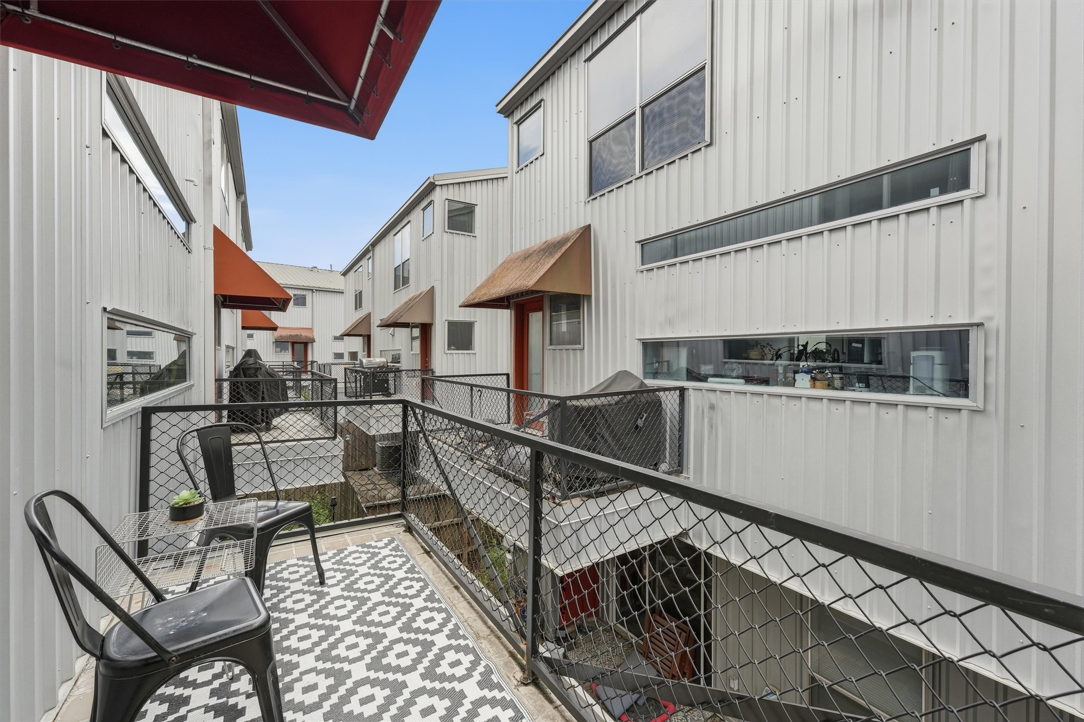 6935 Ardmore Street Property Photo 11