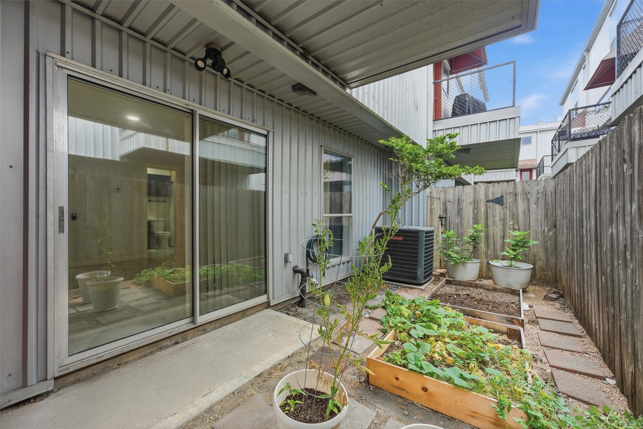 6935 Ardmore Street Property Photo 21