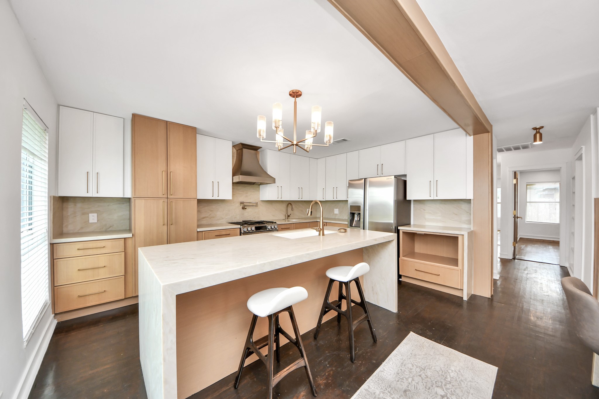 1403 Munger Street Property Photo 3