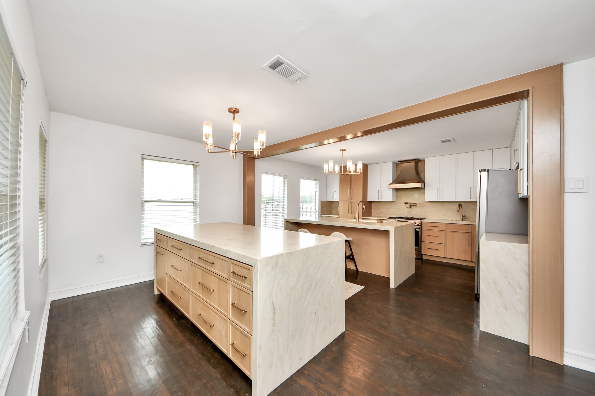 1403 Munger Street Property Photo 16