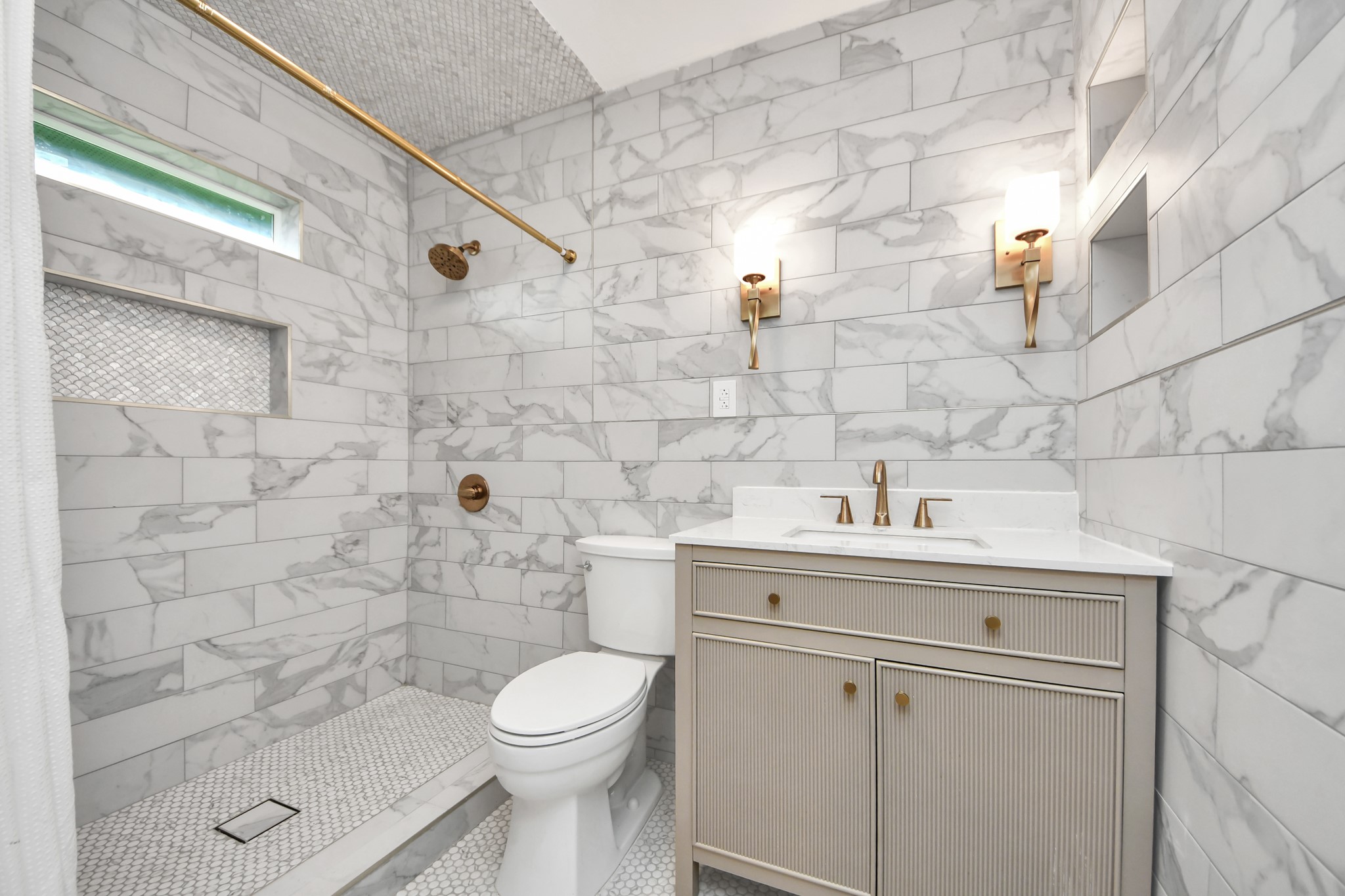 1403 Munger Street Property Photo 33