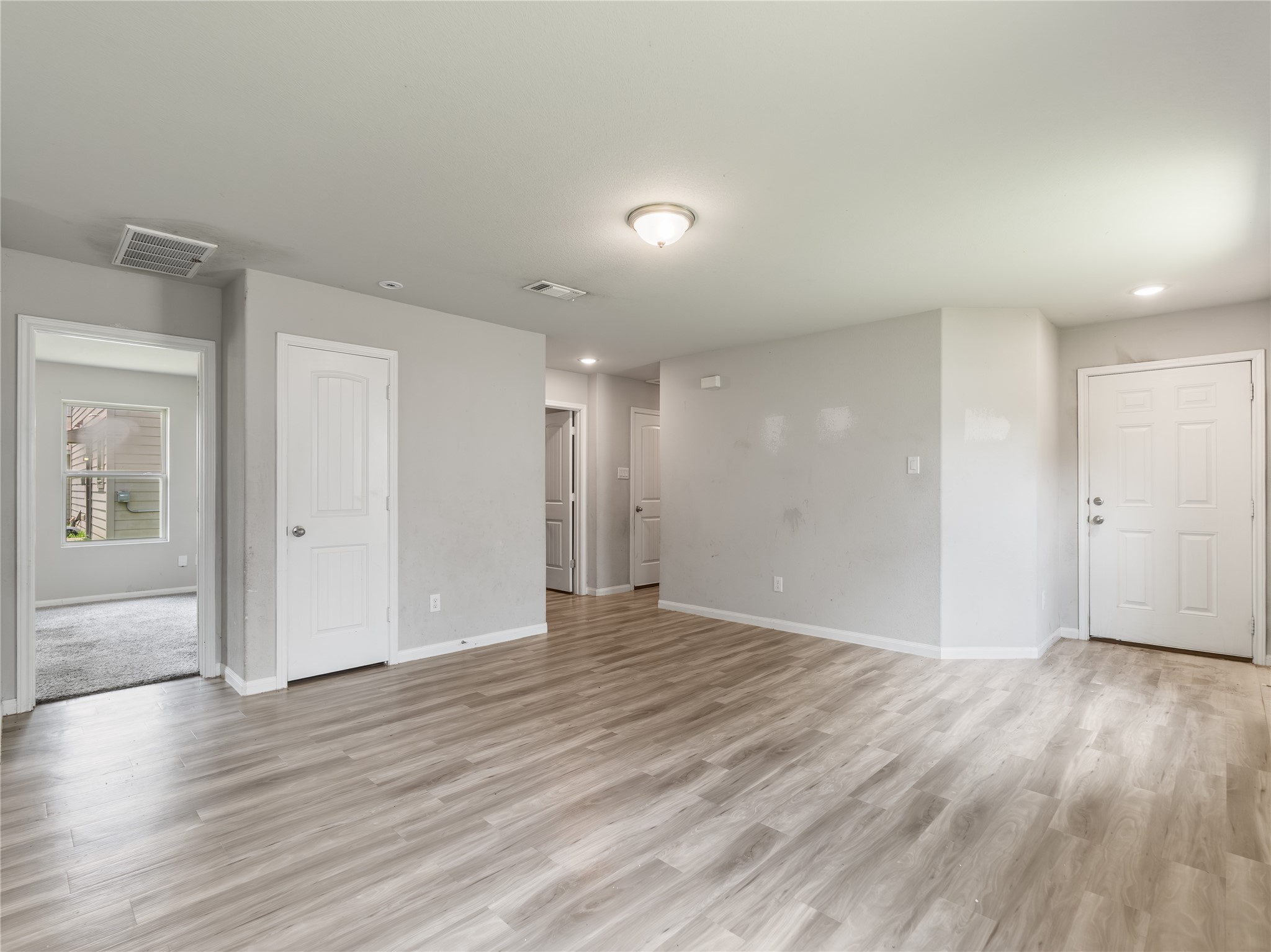 1509 Avenue A Property Photo 11