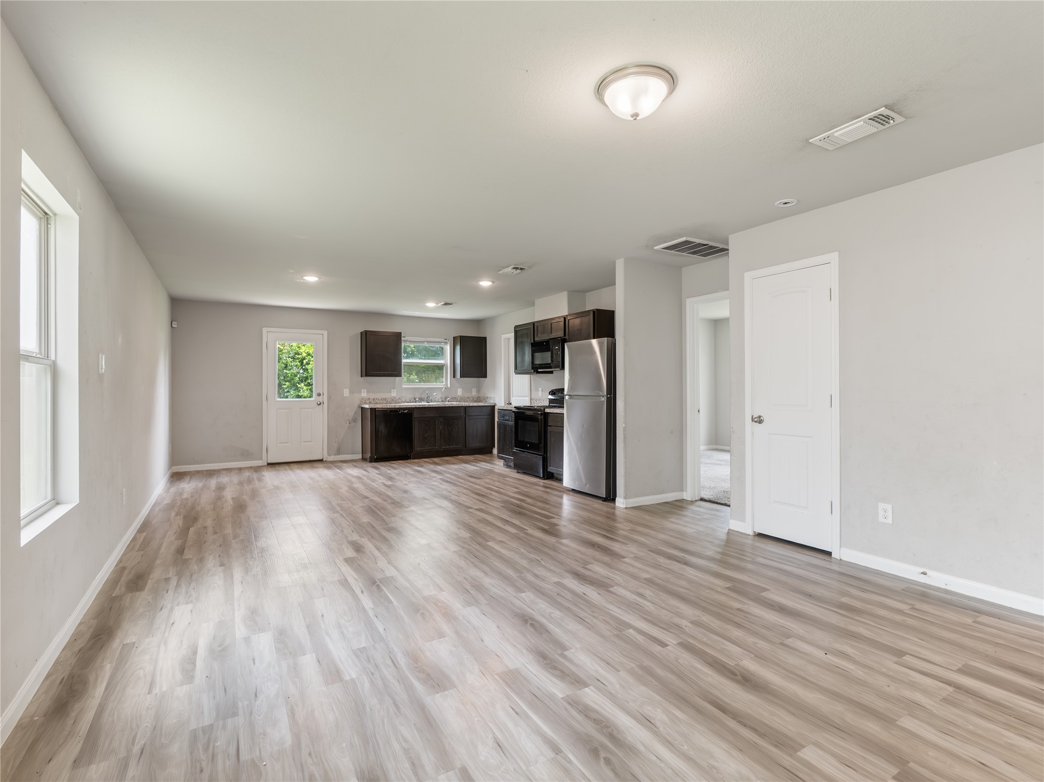 1509 Avenue A Property Photo 17
