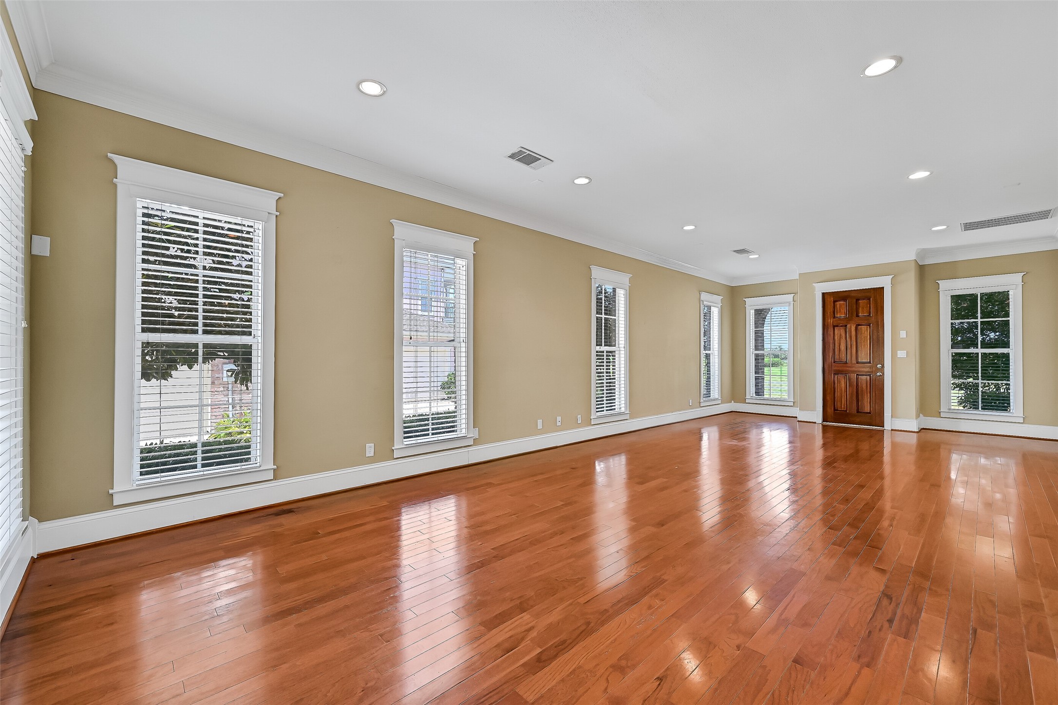 6 Barque Lane Property Photo 5