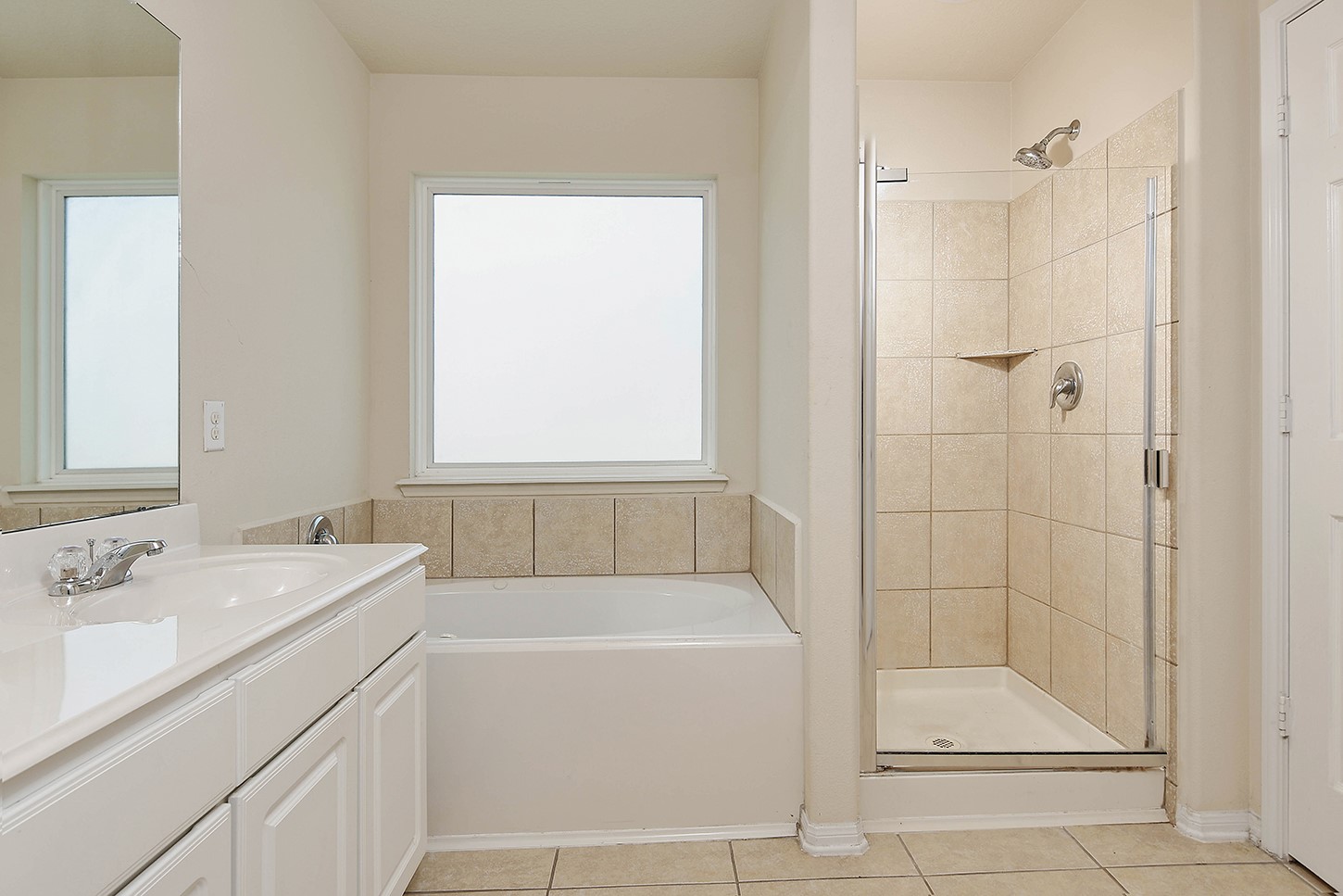 9960 Hyacinth Way Property Photo 18