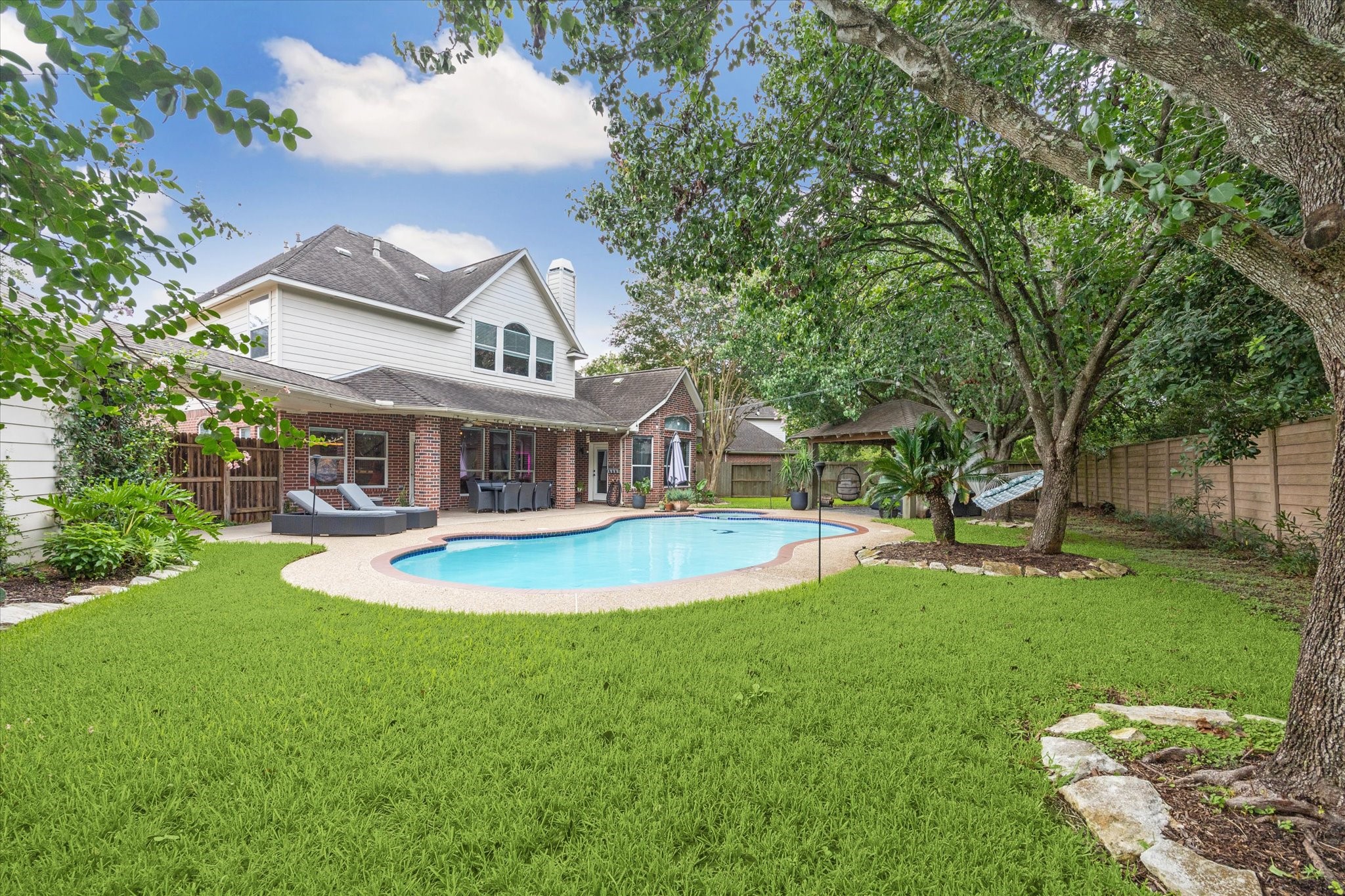 21526 Ivy Blossom Lane Property Photo 2