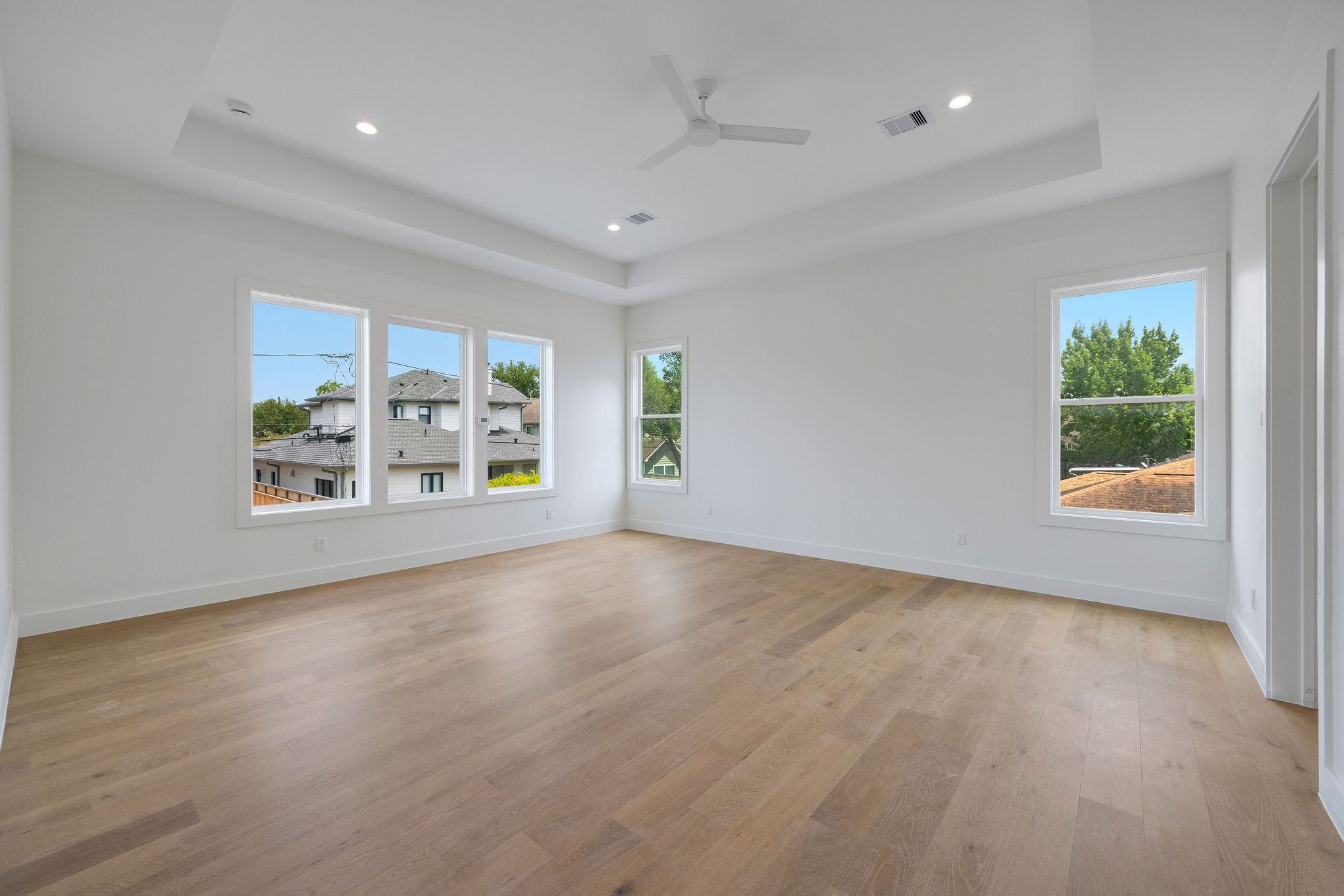 1726 Saxon Drive Property Photo 17