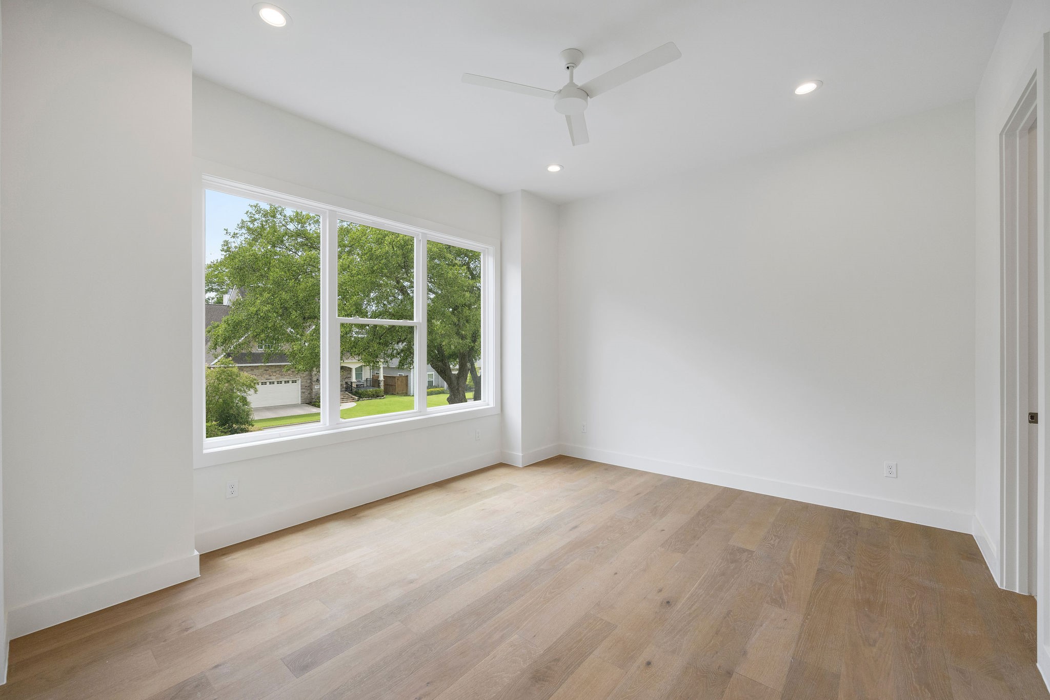 1726 Saxon Drive Property Photo 22