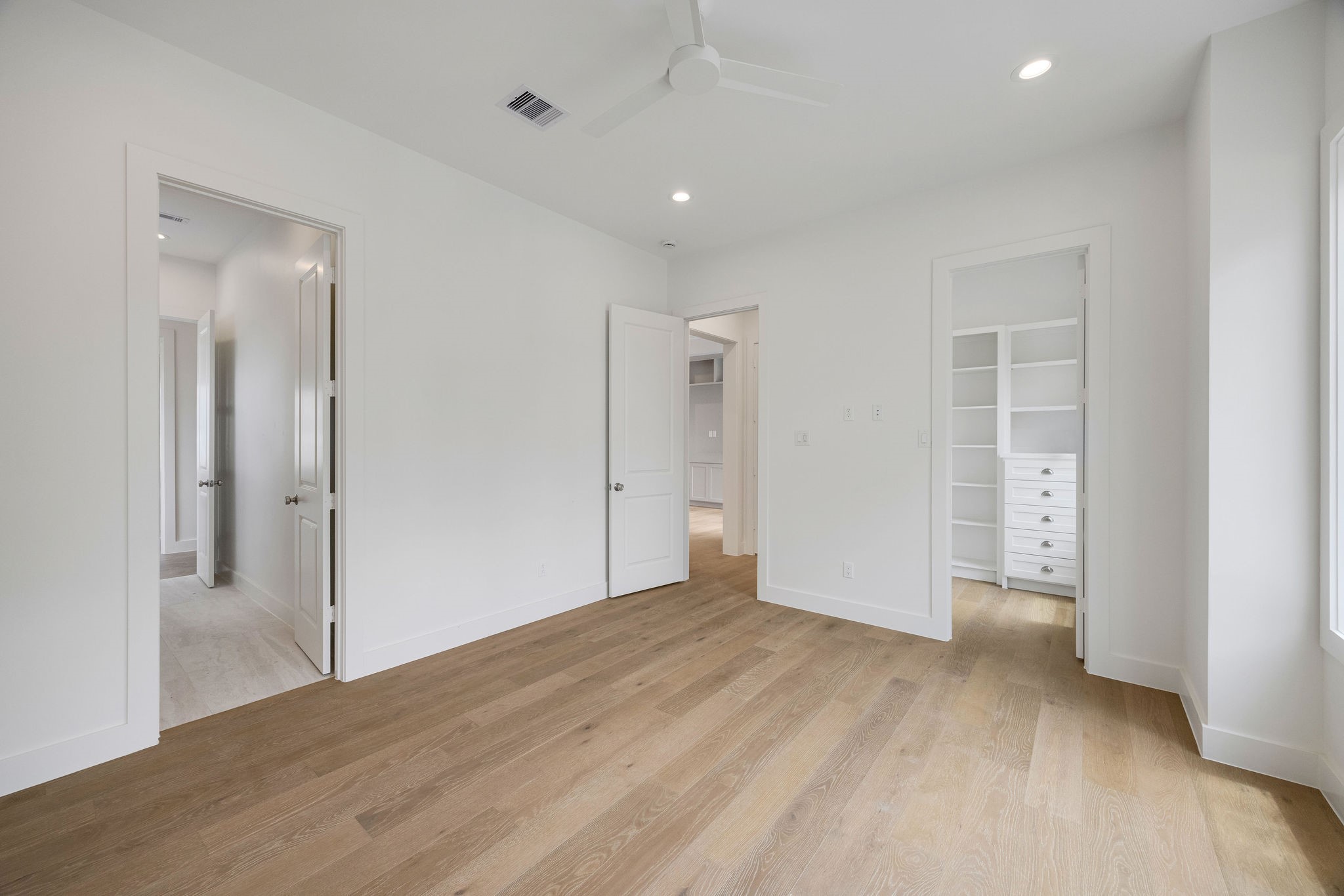 1726 Saxon Drive Property Photo 23