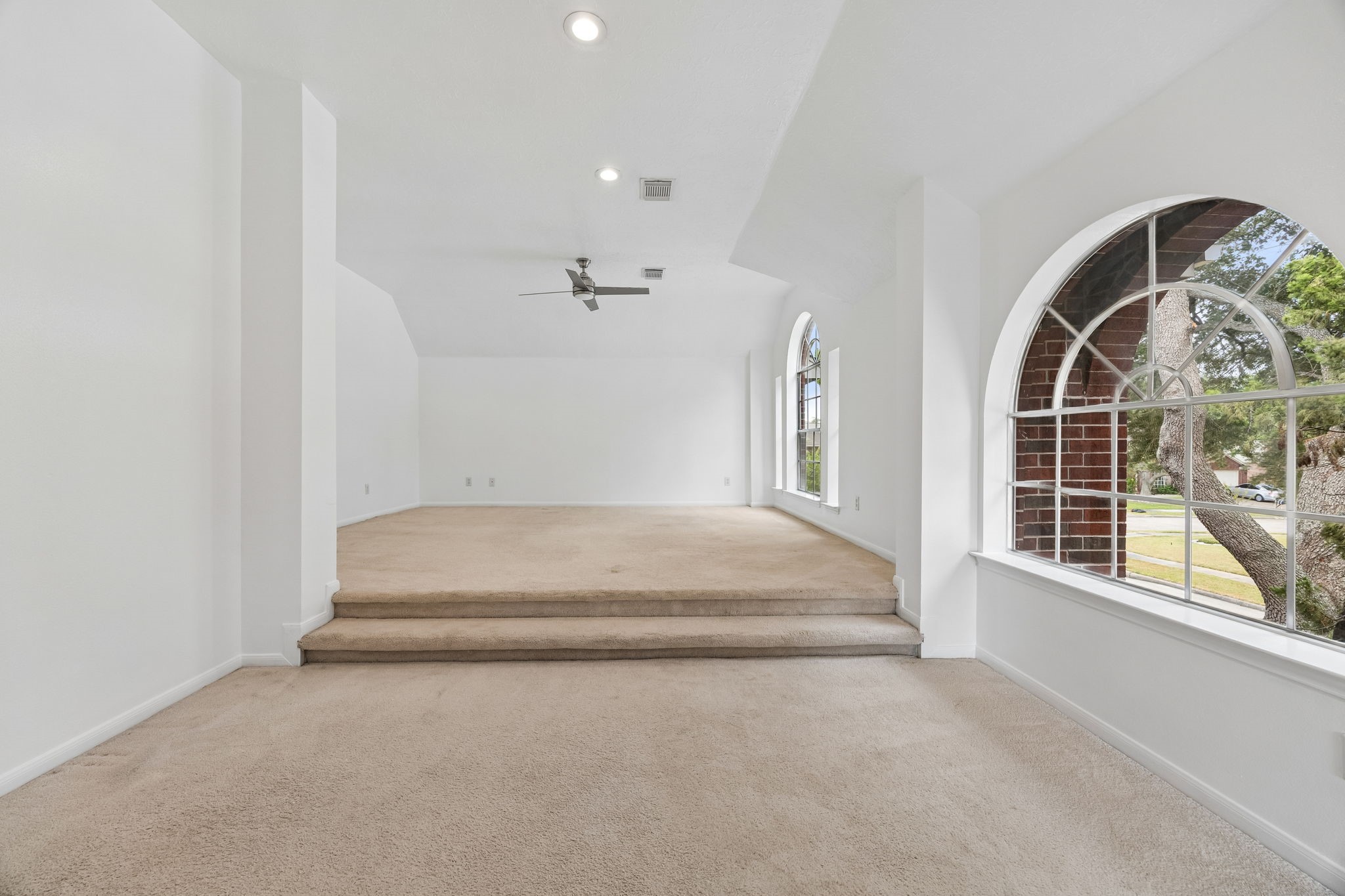 12206 Meadow Park Court Property Photo 10