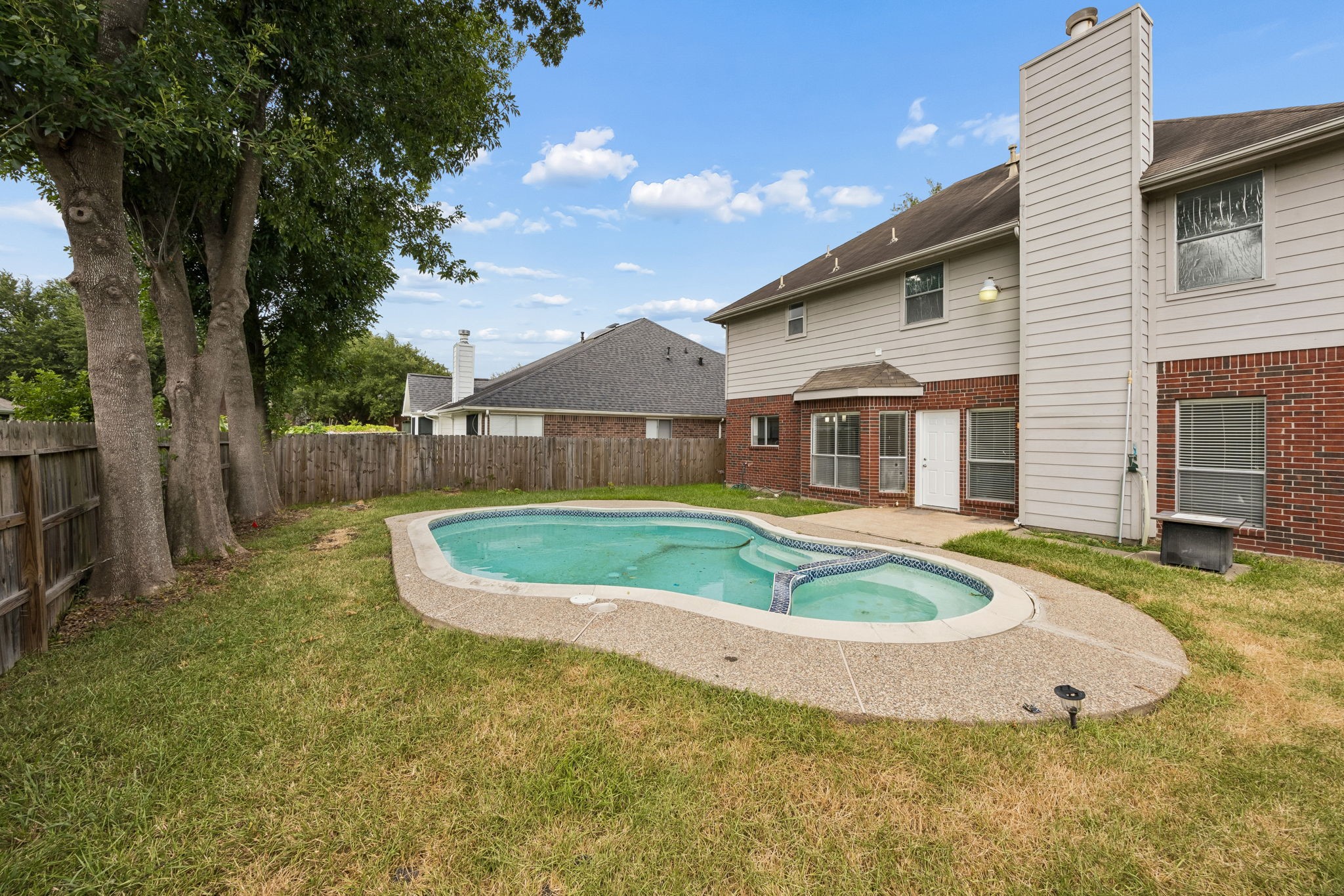 12206 Meadow Park Court Property Photo 17