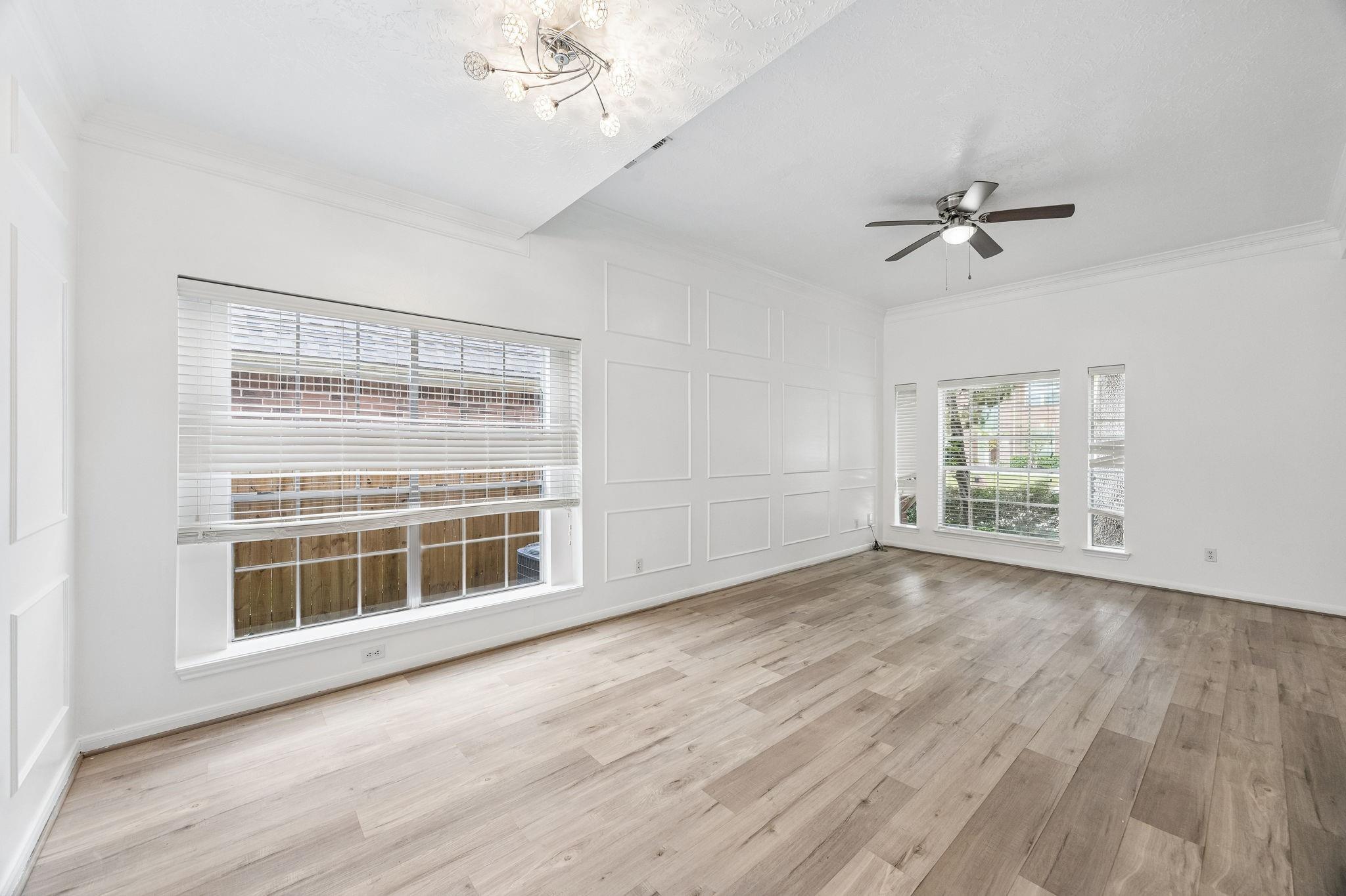 12206 Meadow Park Court Property Photo 24