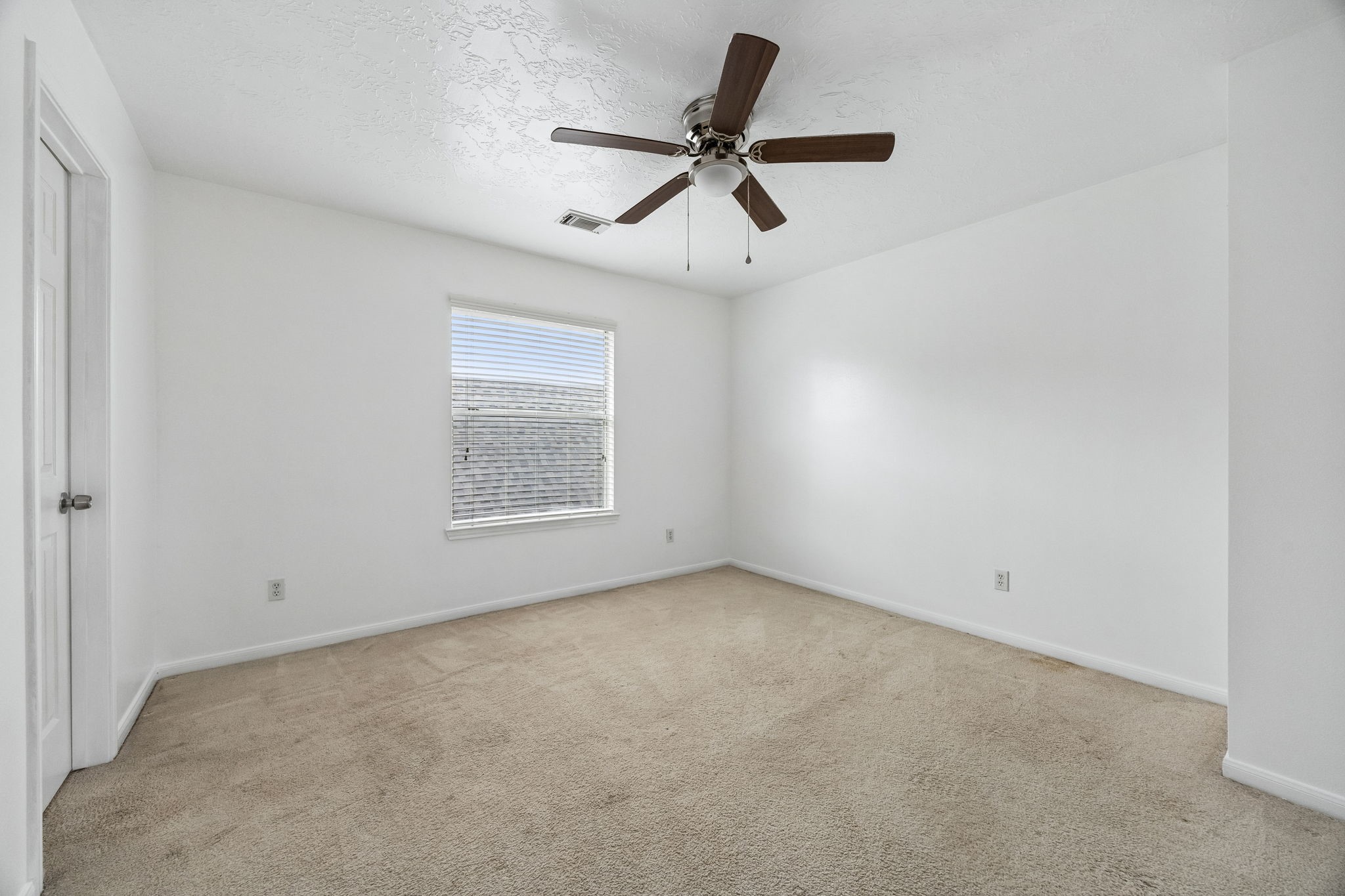 12206 Meadow Park Court Property Photo 25