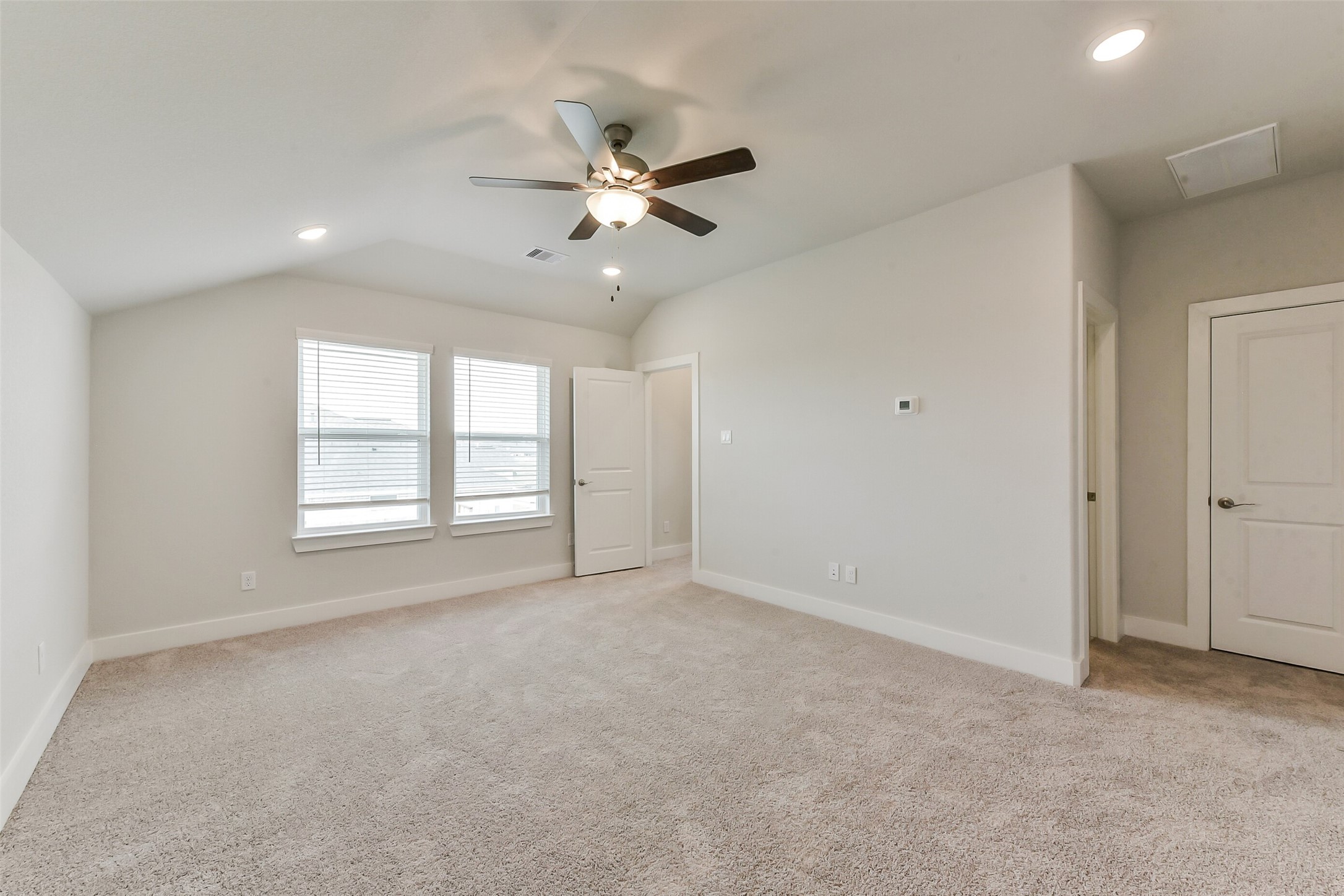 3113 Hidden Mist Drive Property Photo 29