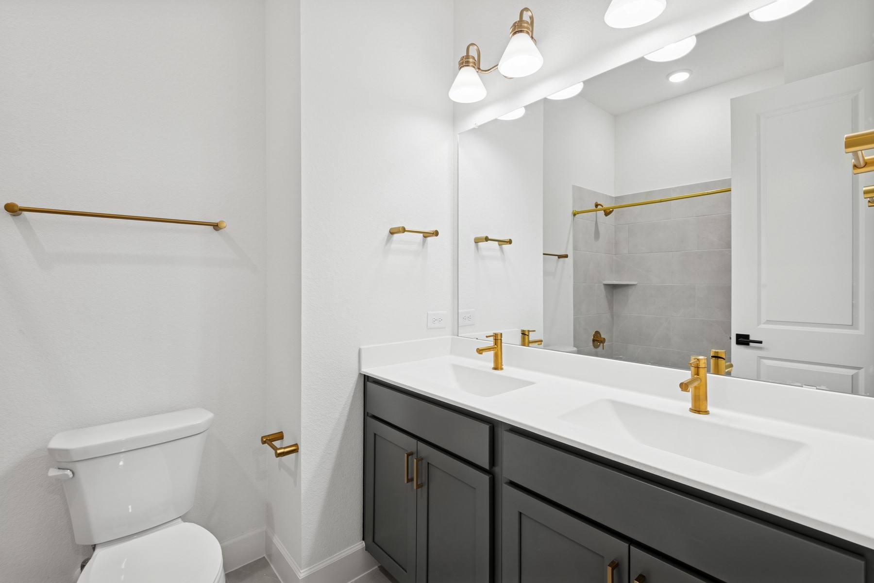 12222 Grassy Bend Drive Property Photo 13