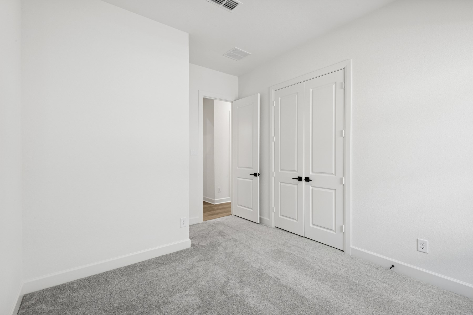 12222 Grassy Bend Drive Property Photo 15