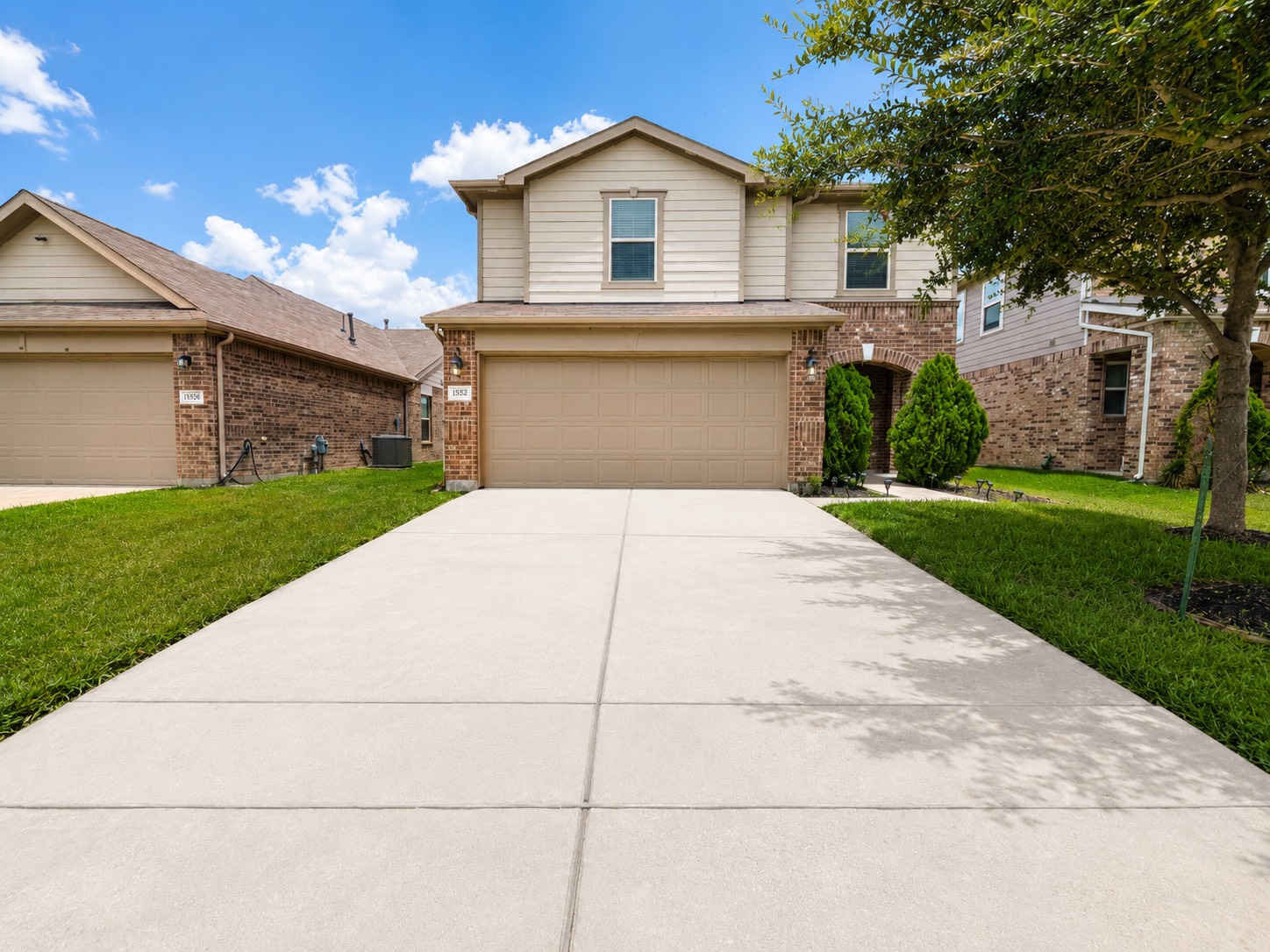 25323 Queens Causeway Lane Property Photo 3