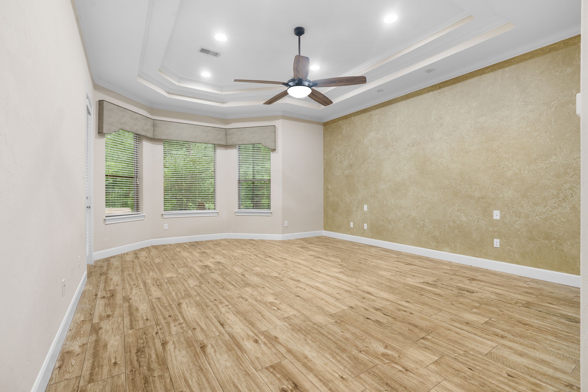 10307 Autumn Run Lane Property Photo 18