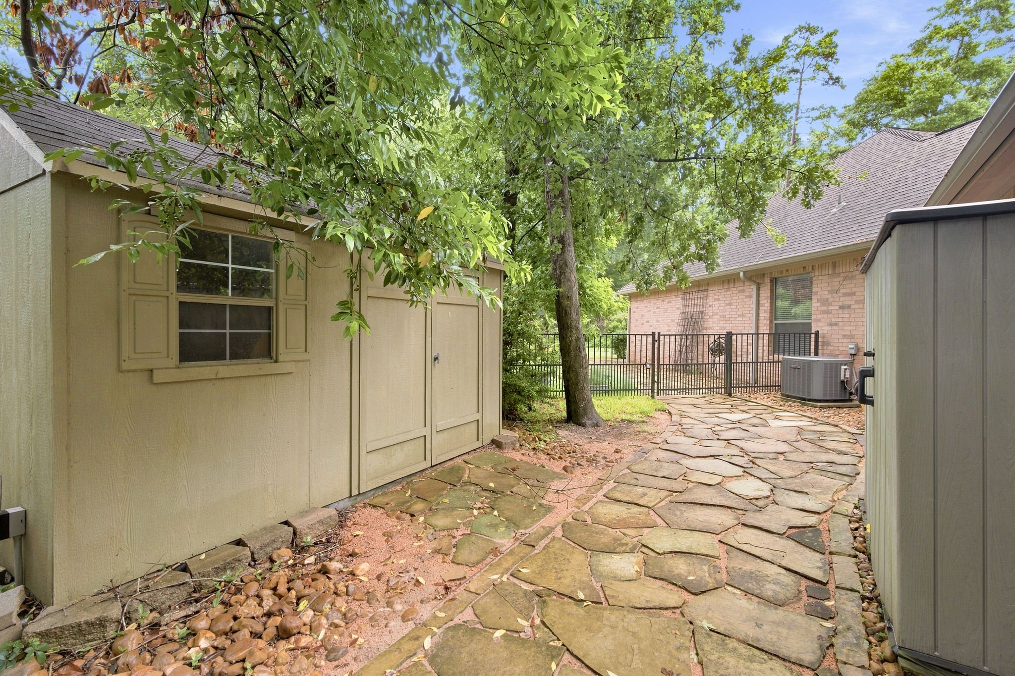 10307 Autumn Run Lane Property Photo 39