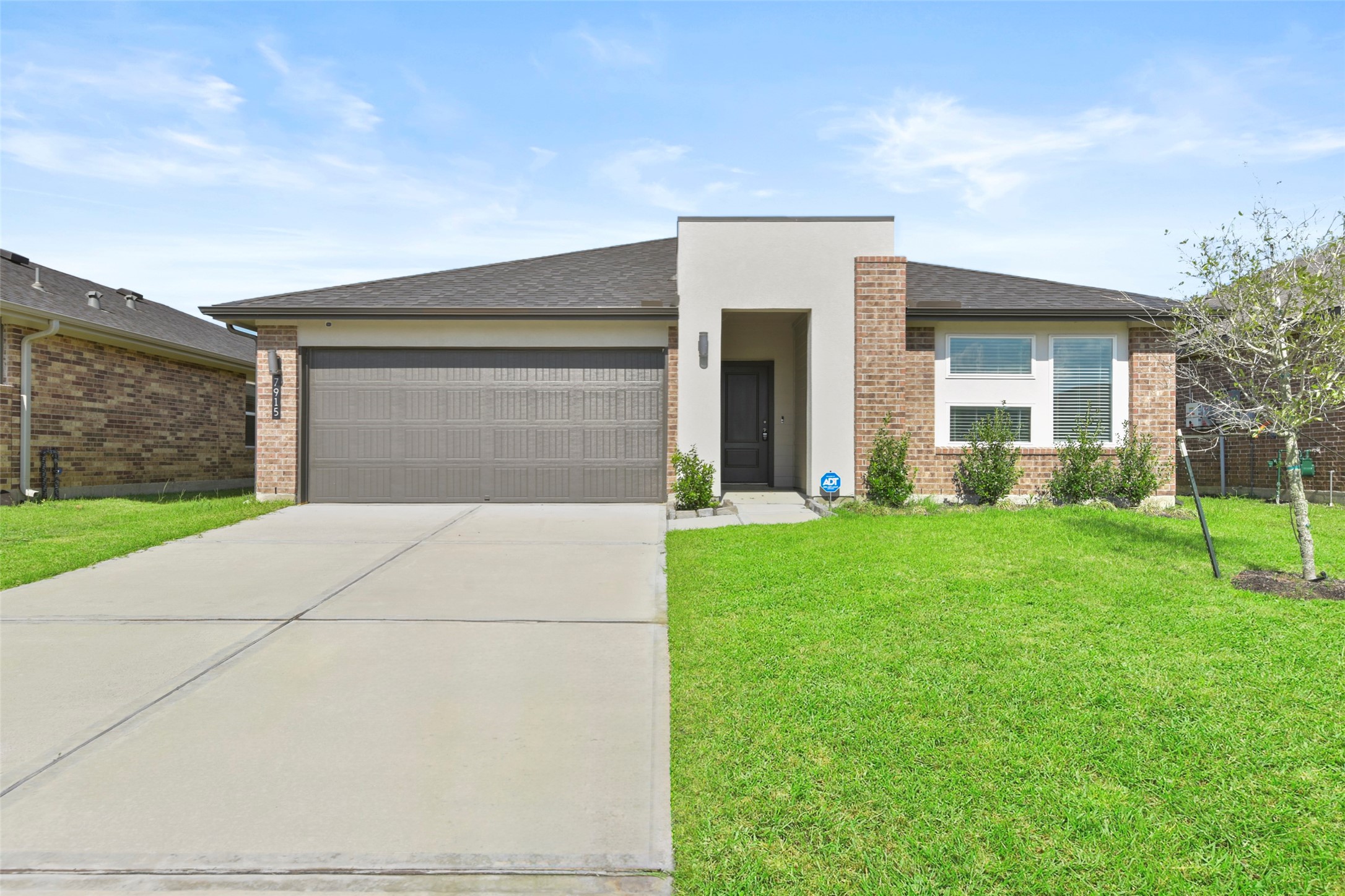 7915 Murciana Drive Property Photo 1