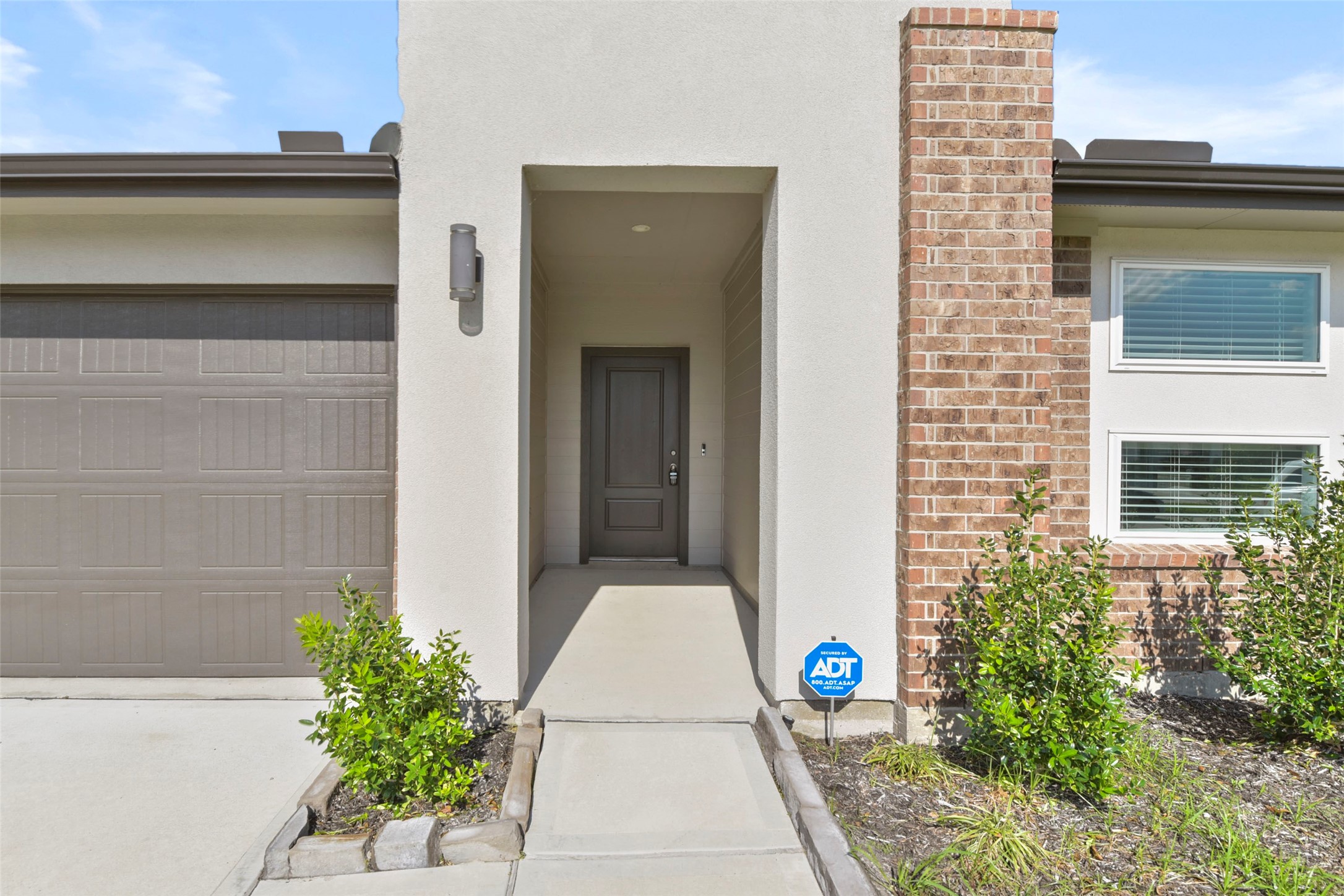 7915 Murciana Drive Property Photo 4