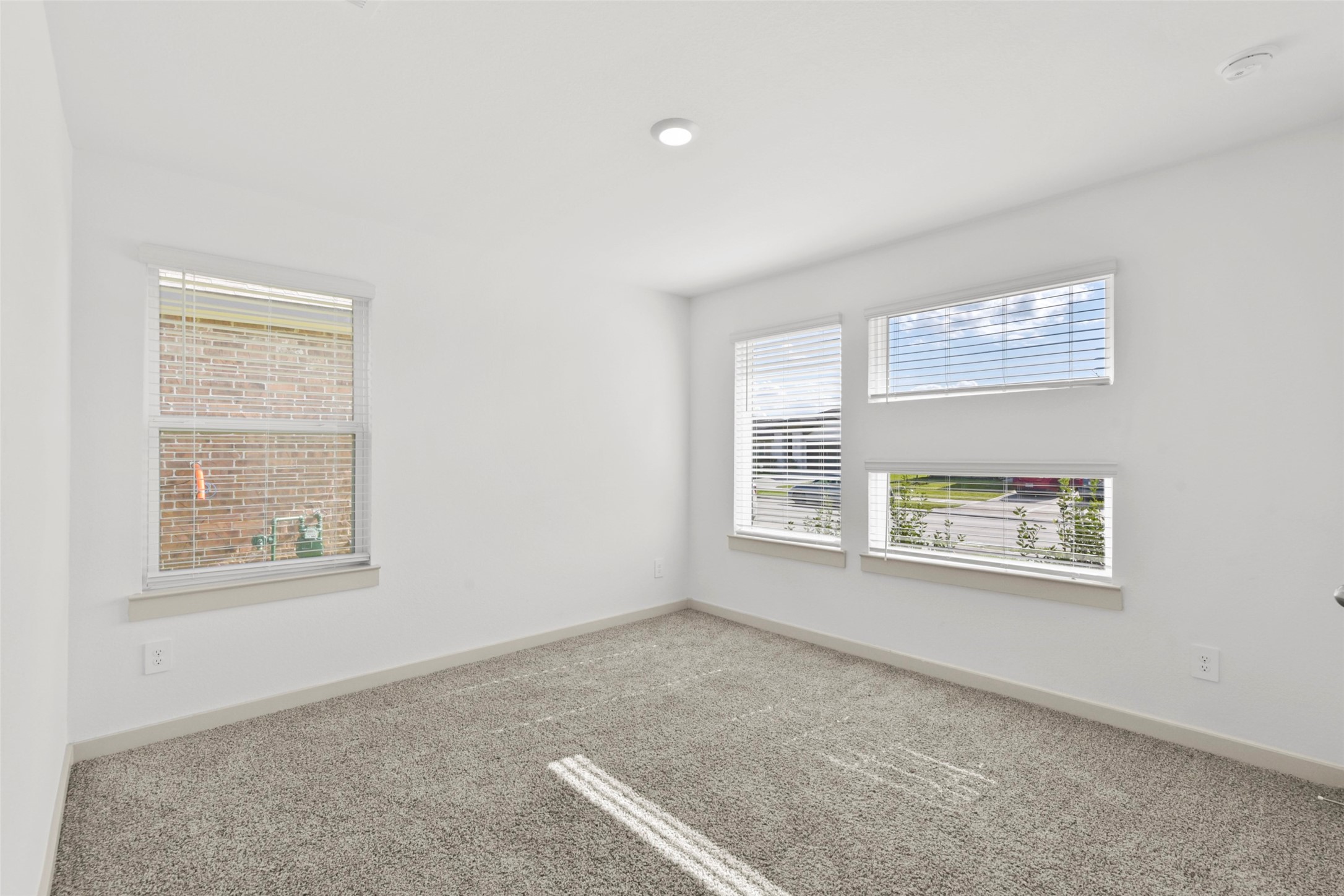 7915 Murciana Drive Property Photo 6