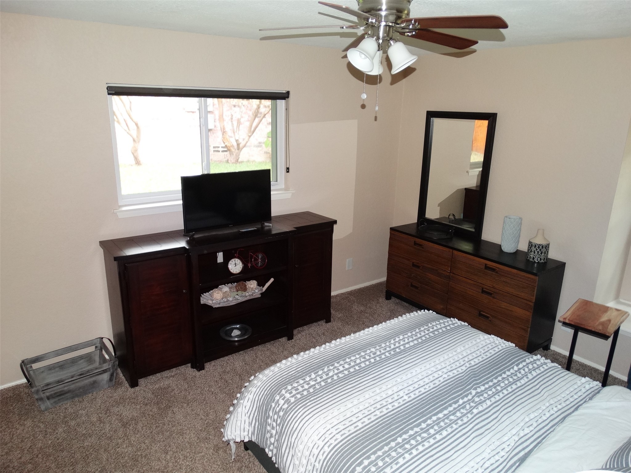5831 Dan Duryea Street Property Photo 11
