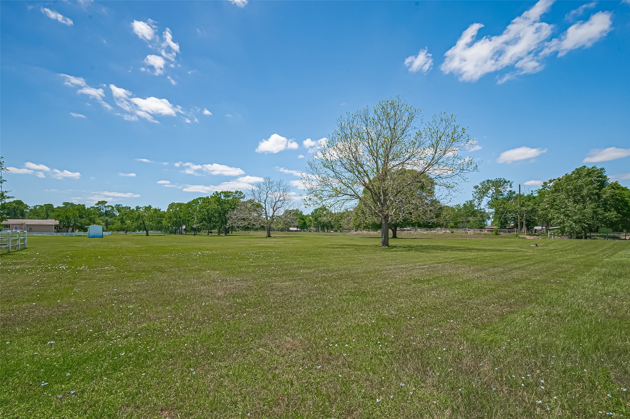 3240-3310 Band Property Photo 6