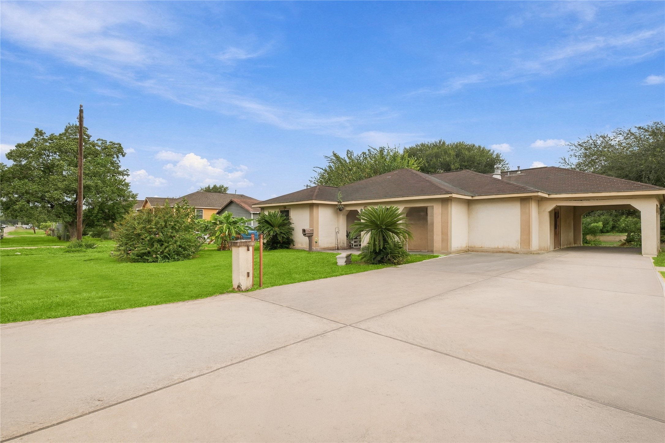 11005 Wiggins Street Property Photo 3