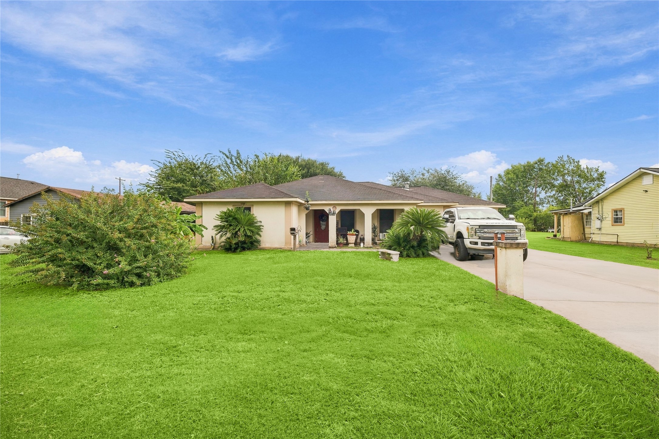 11005 Wiggins Street Property Photo 6