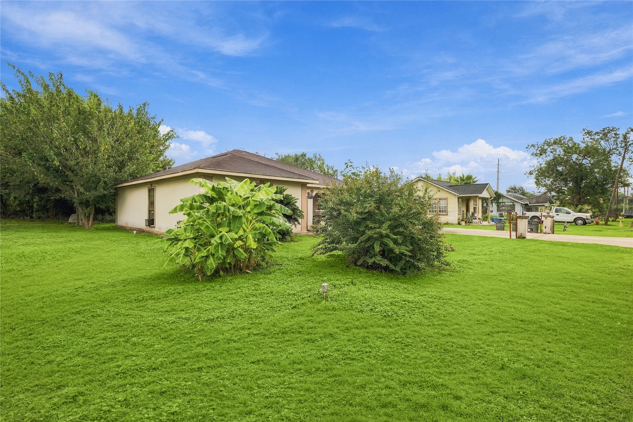11005 Wiggins Street Property Photo 7
