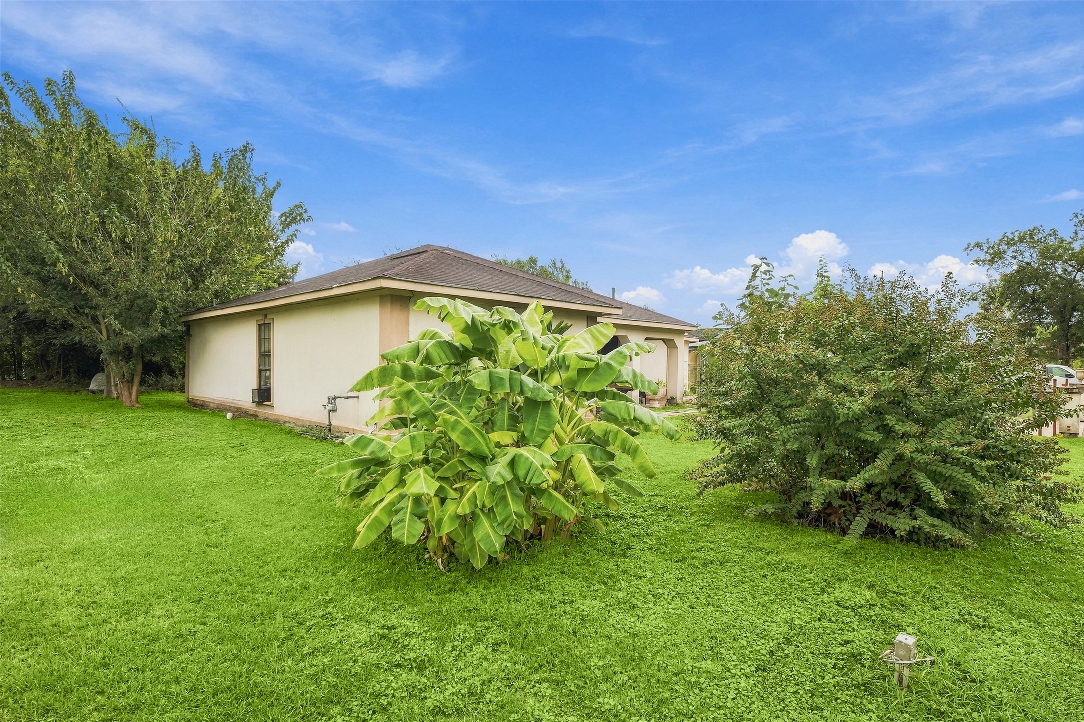 11005 Wiggins Street Property Photo 8