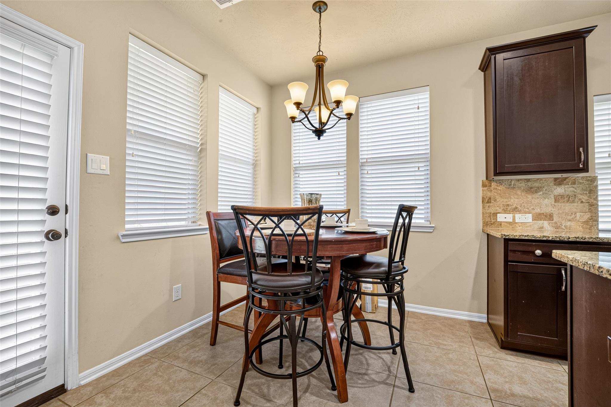 2503 Golfridge Circle, Houston Tx 77089 Property Photo 24