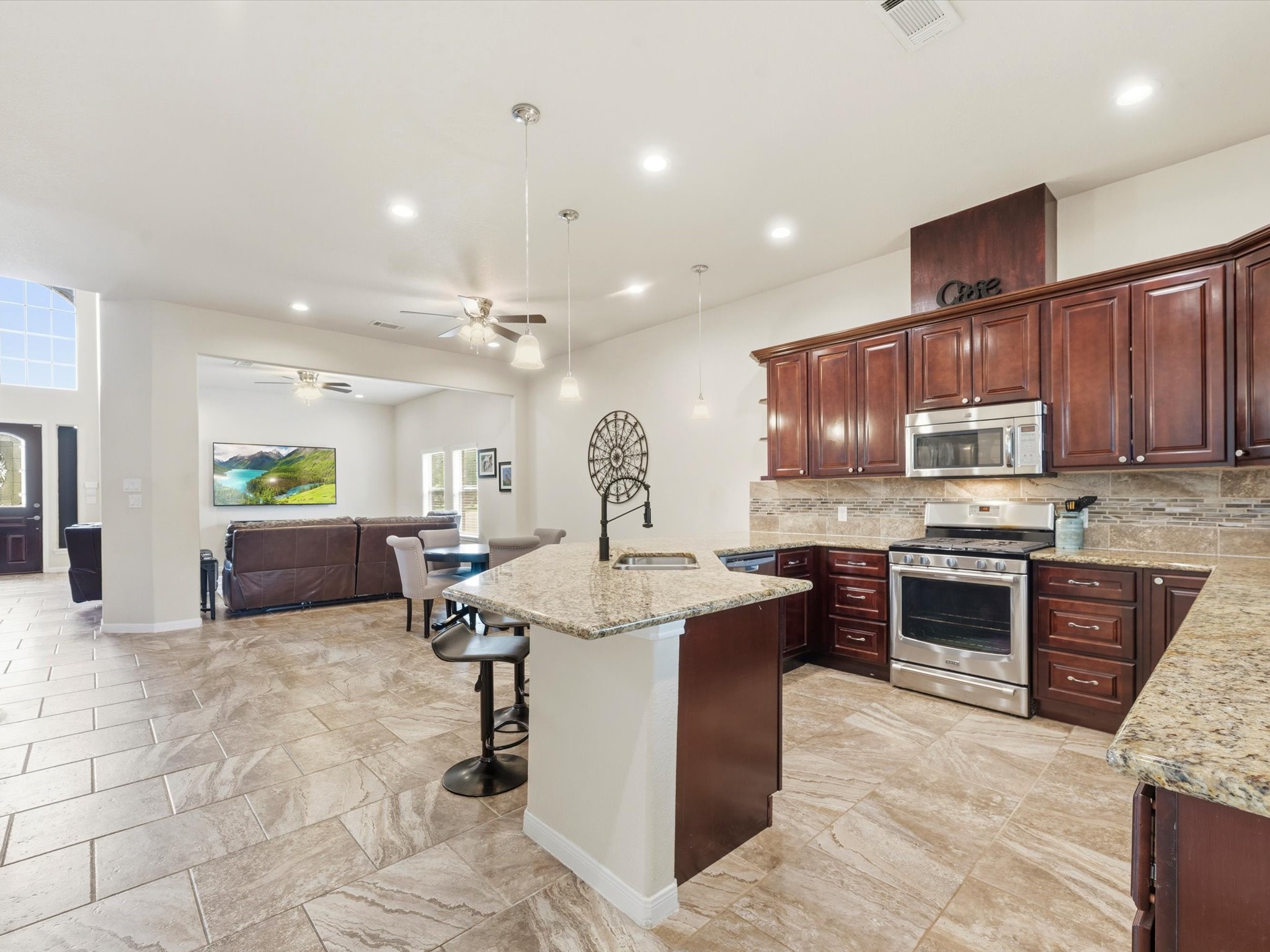 6418 Alicia Way Lane Property Photo 10