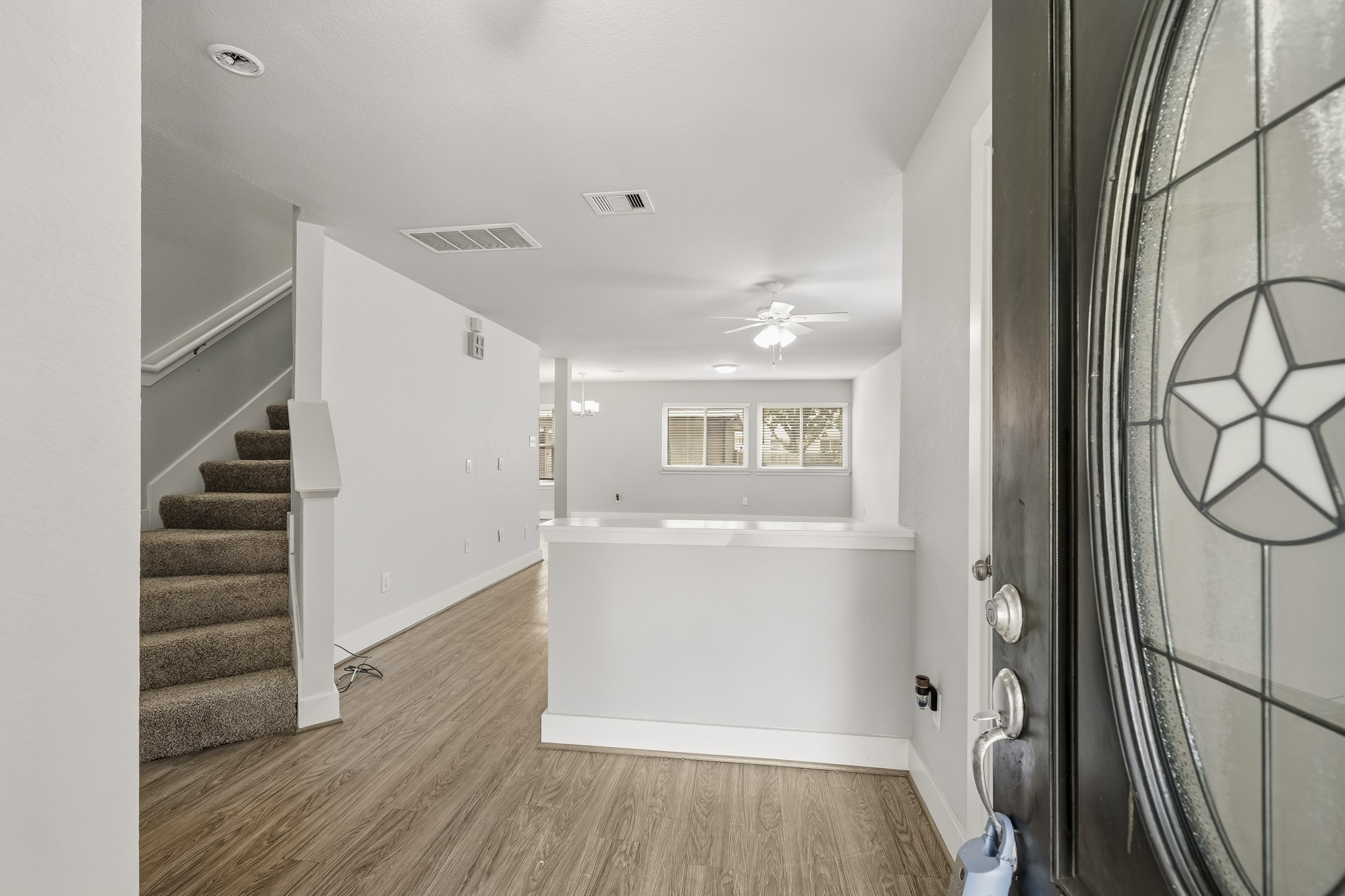 3918 Federal Lane Property Photo 5
