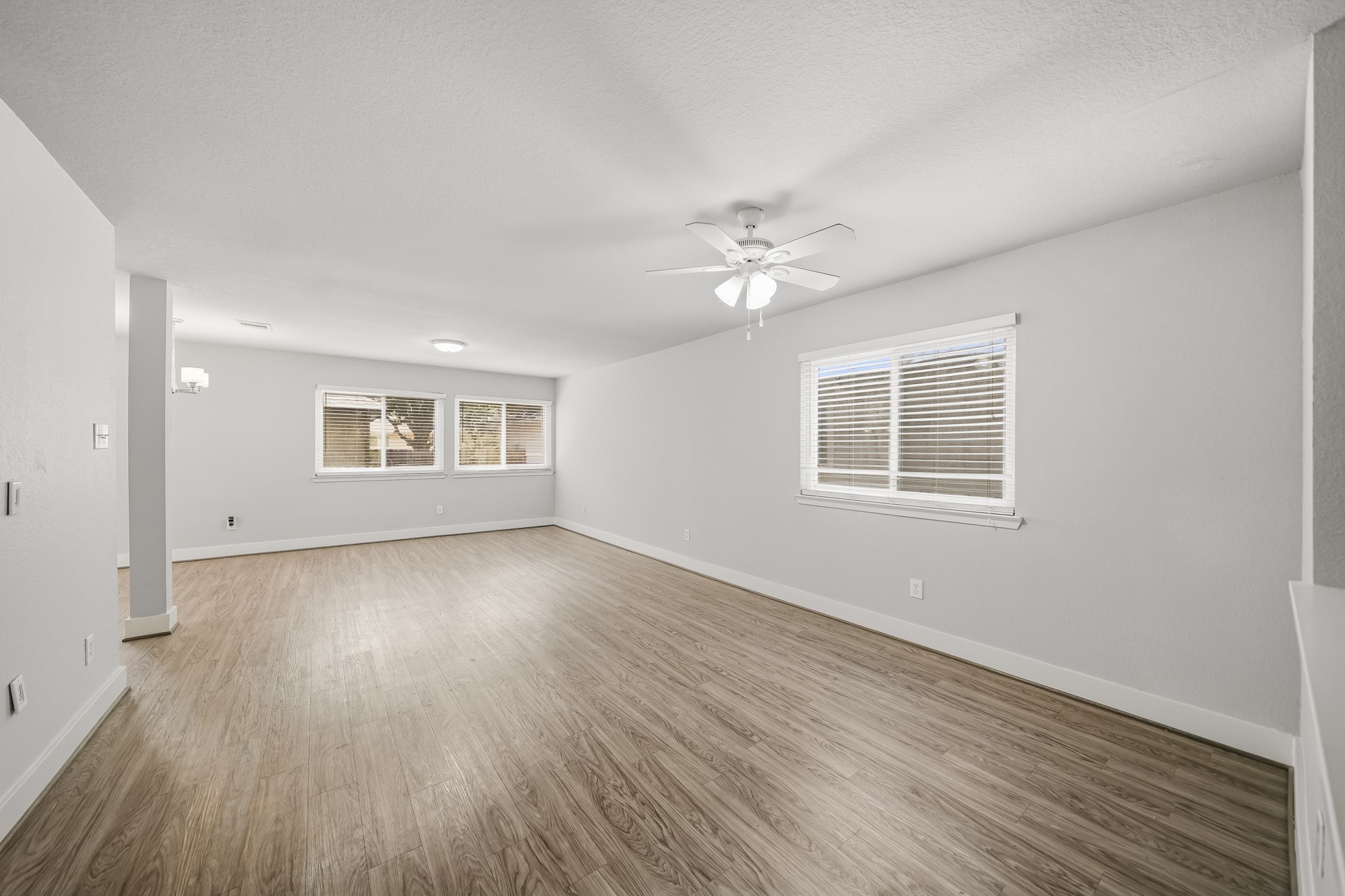 3918 Federal Lane Property Photo 6