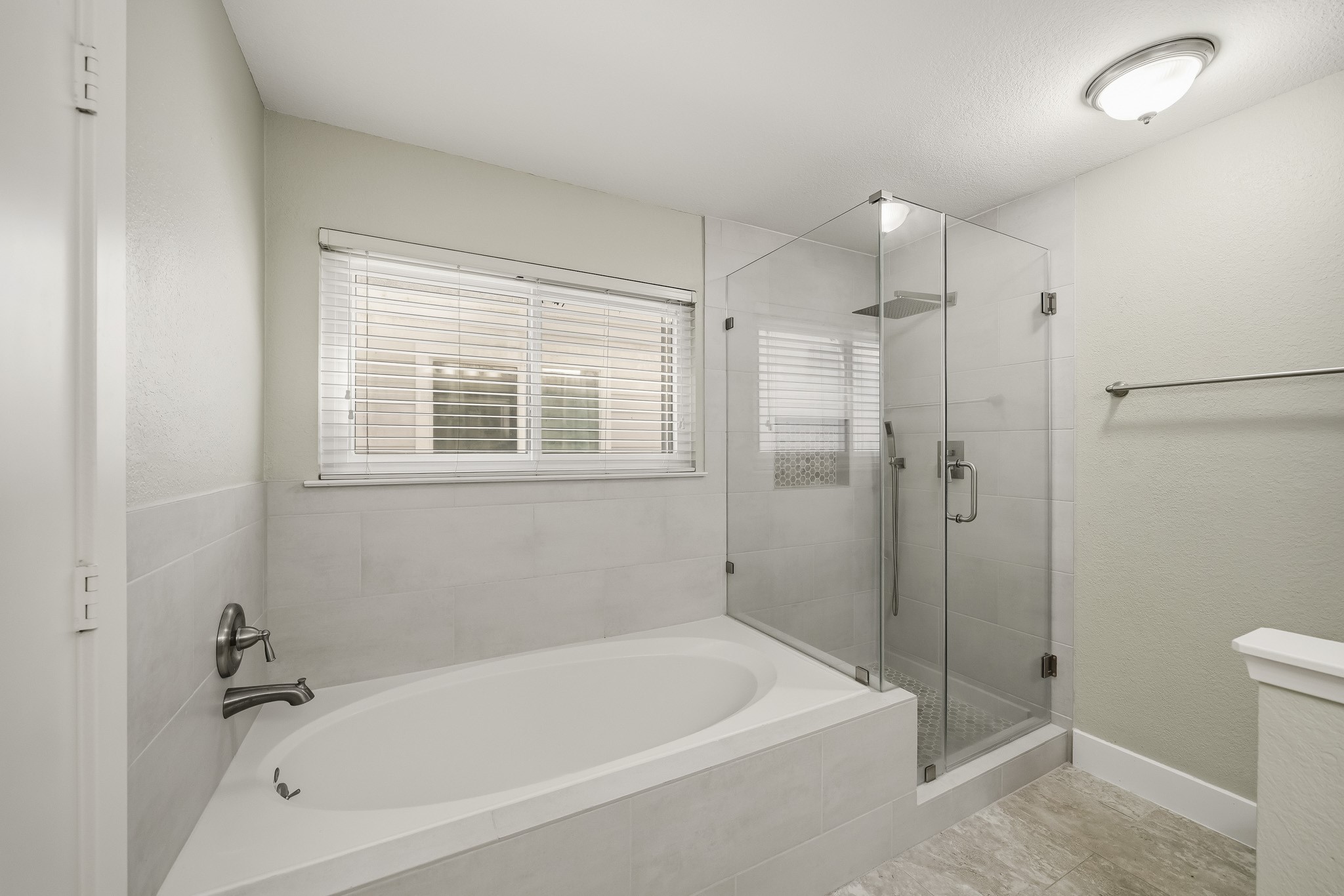 3918 Federal Lane Property Photo 17