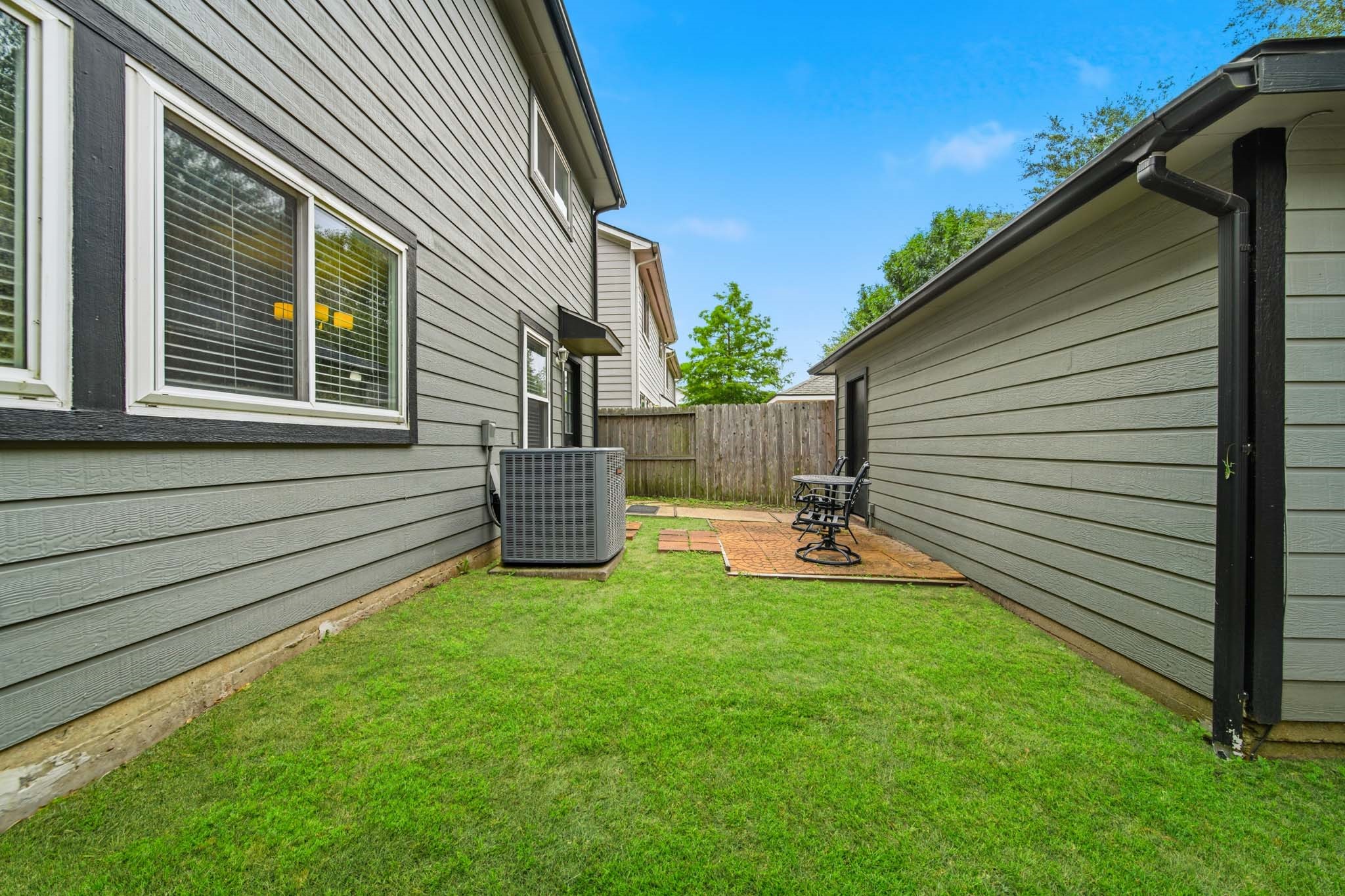 3918 Federal Lane Property Photo 26