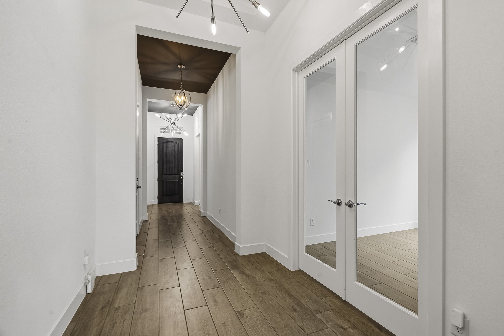 24619 Fluttering Dove Lane Property Photo 4