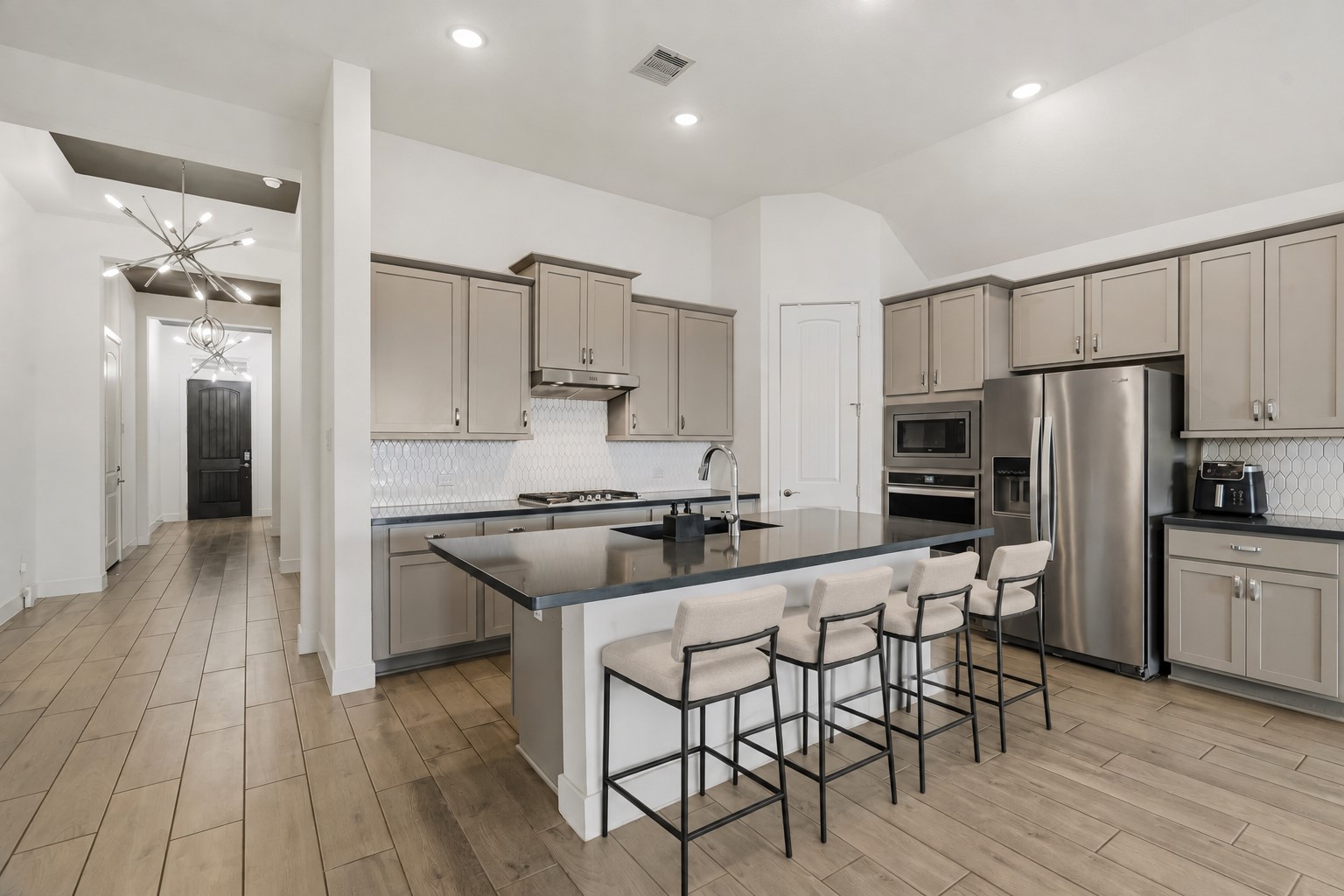24619 Fluttering Dove Lane Property Photo 8
