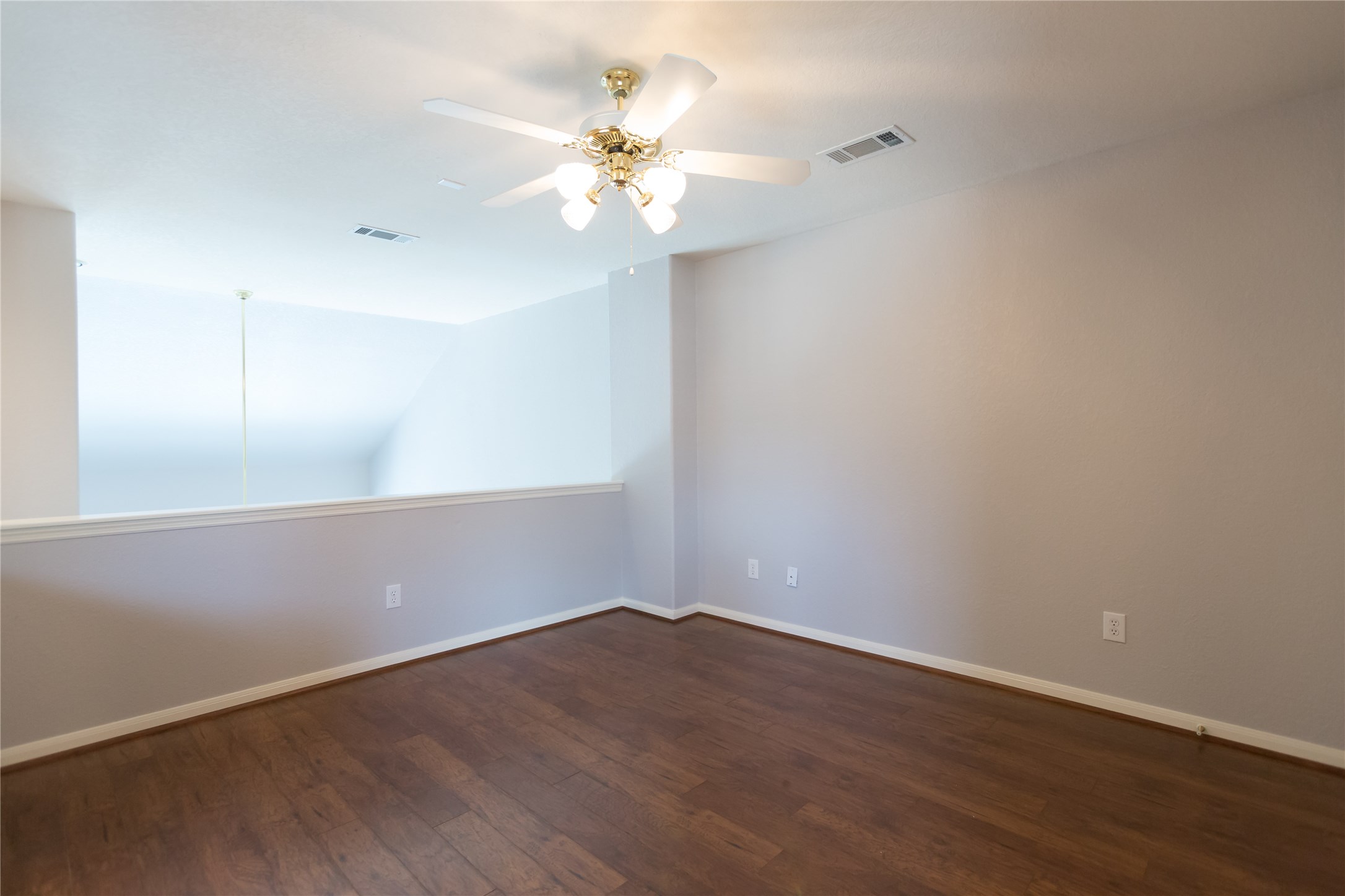 7907 Glenn Cliff Drive Property Photo 14
